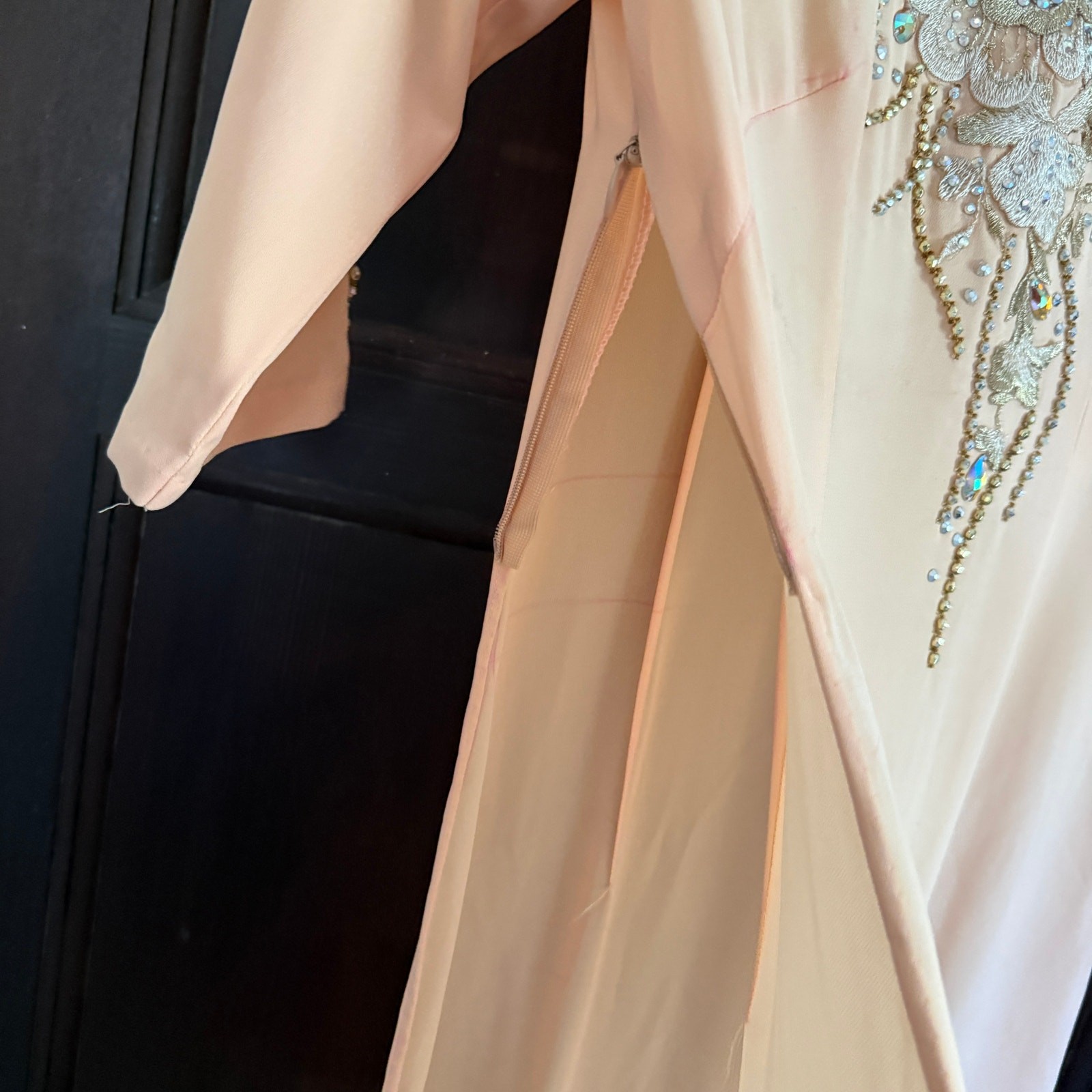 Vintage Peach Vietnamese Ao Dai | Beaded, Sheer panel Sequin Approx Size Small