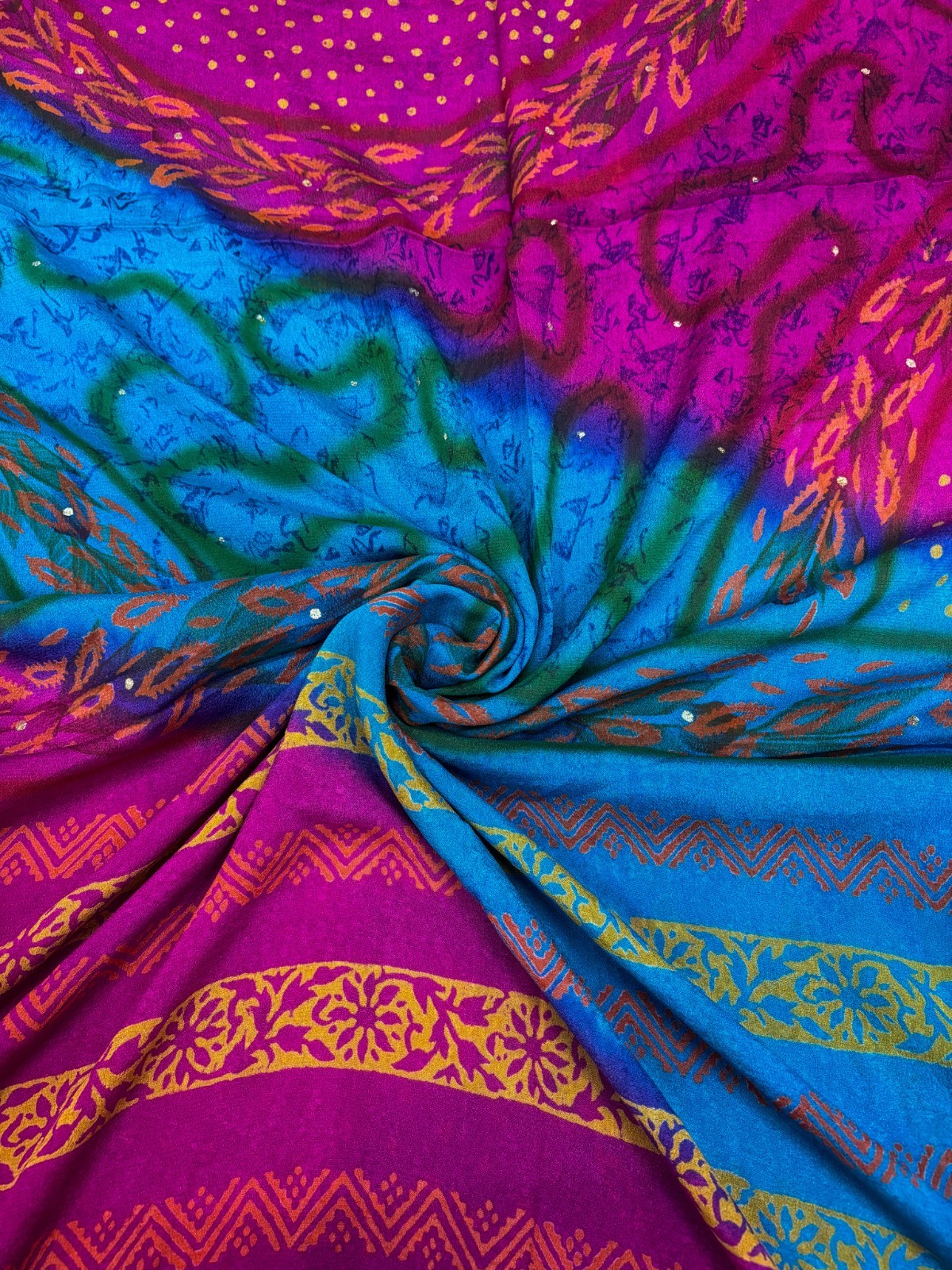 Vintage Chiffon Silk Saree, Lightweight Fabric for DIY & Sewing CS1213