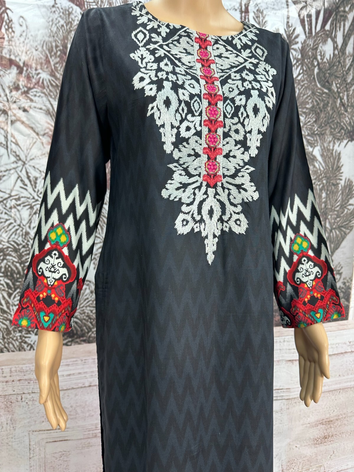 TAWAKKAL MOIRA LINEN PRINT EMBROIDERED Collection 3 PIECE SUIT READY TO WEAR