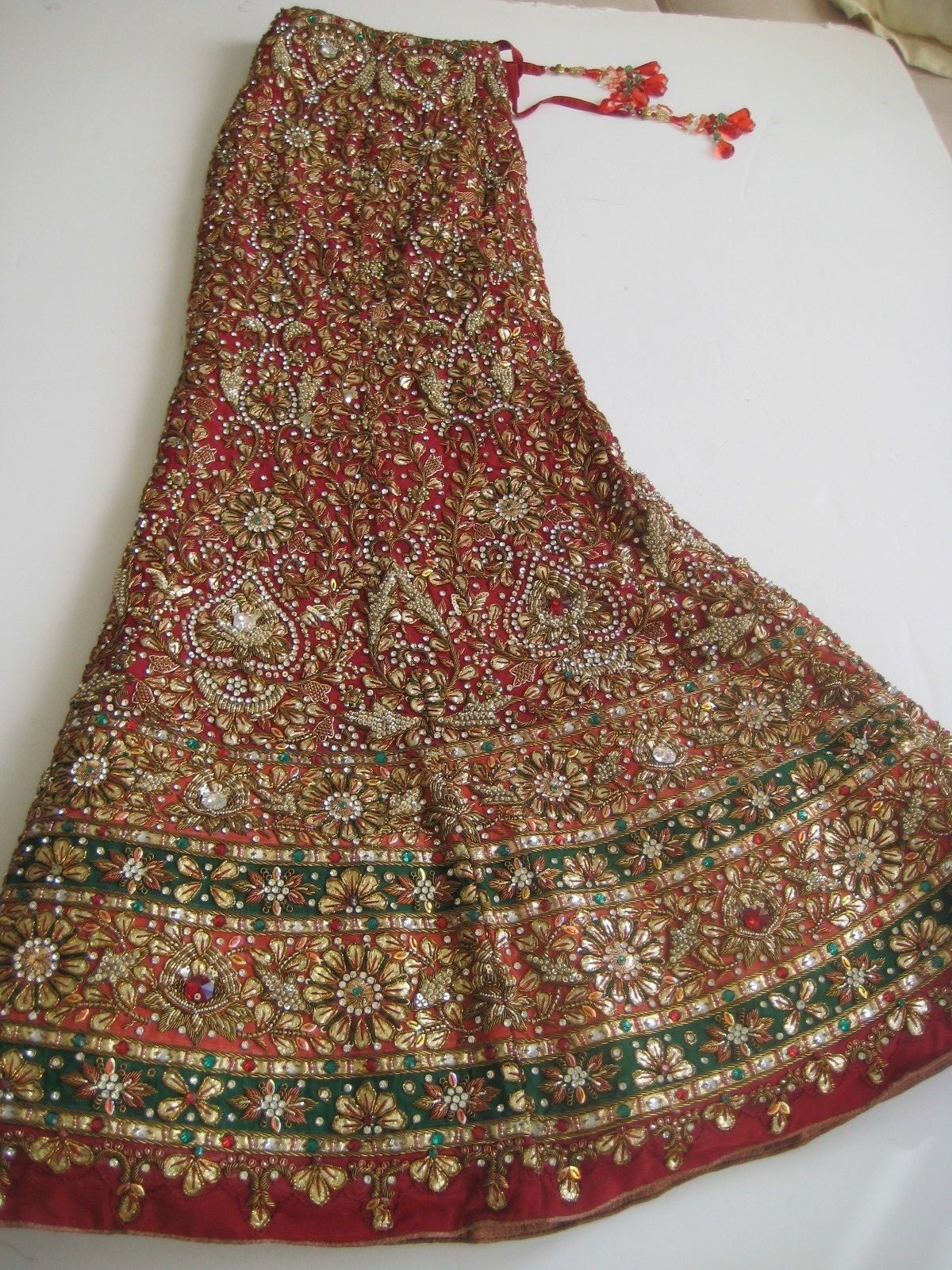 Chaniya Choli S/M Red/Green w/Embroidery-Gold/Rose Gold Beautiful 3 Pcs