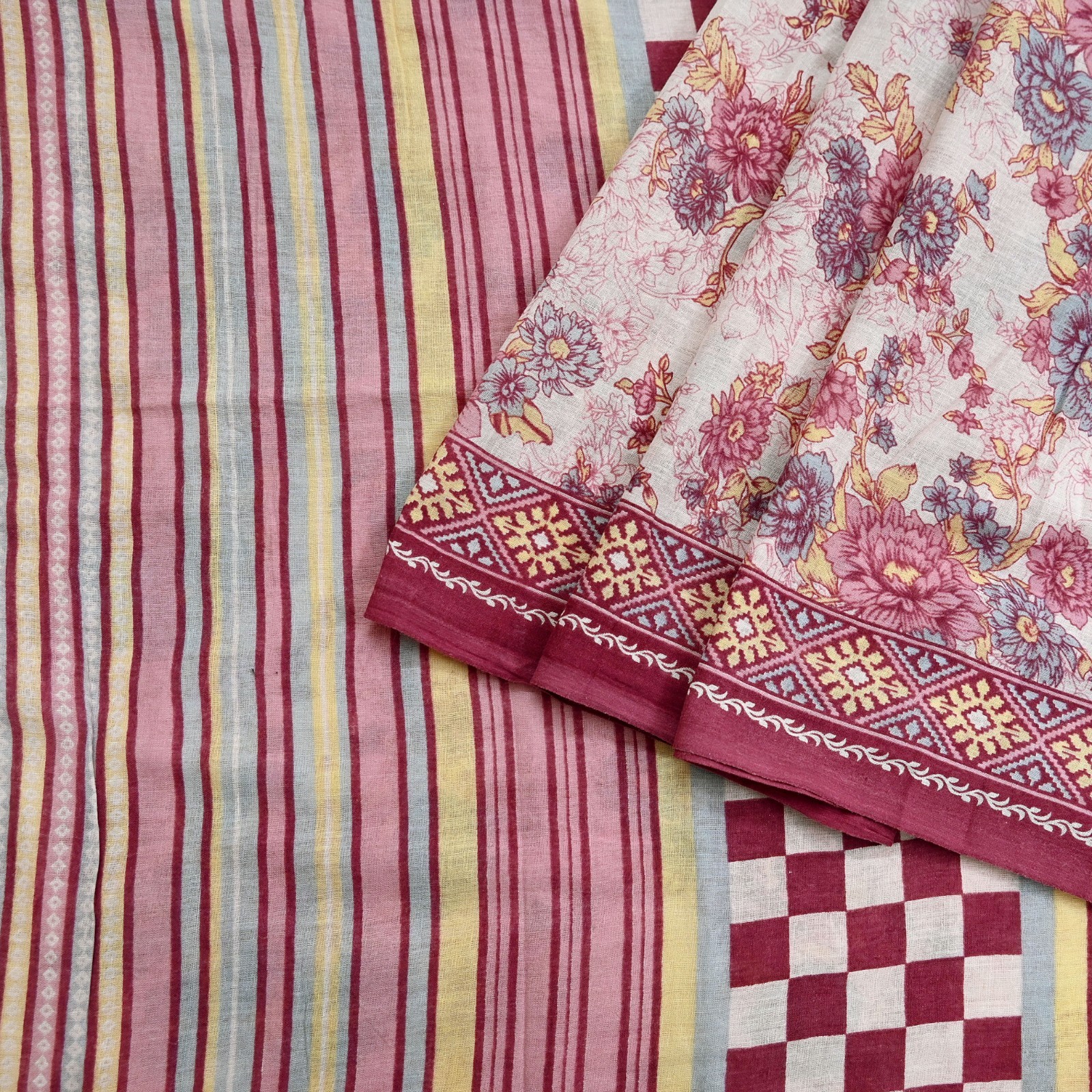 Vintage Sari Ivory & Pink Printed Blend Cotton Saree Craft Fabric 5Yd Soft Sewi