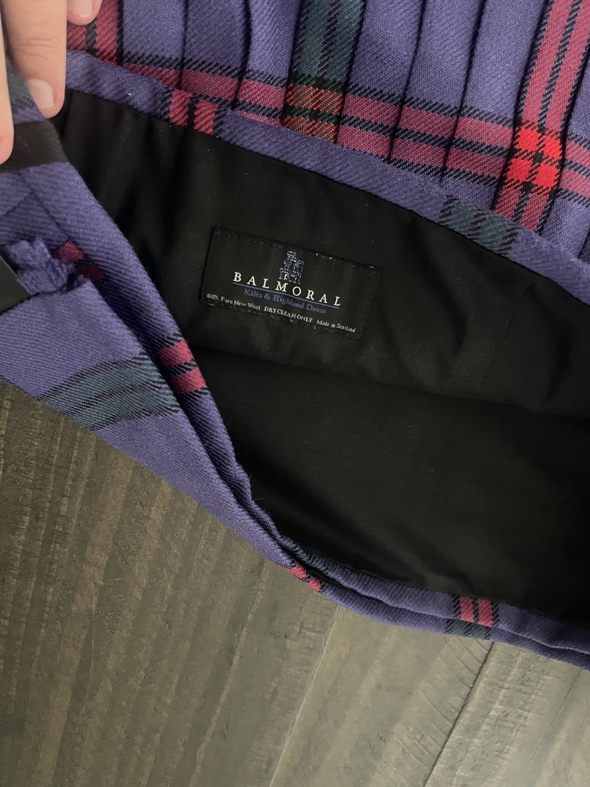 Clan Montgomery Kilt 100% Pure Wool 8yd 16oz