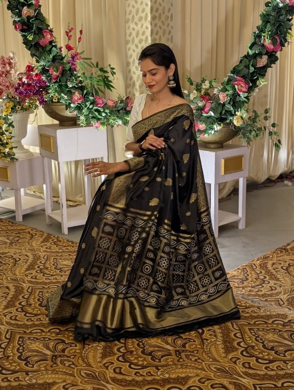 Elegant Black Pure Silk Saree | 100% Silk | Designer Wedding Indian Sari