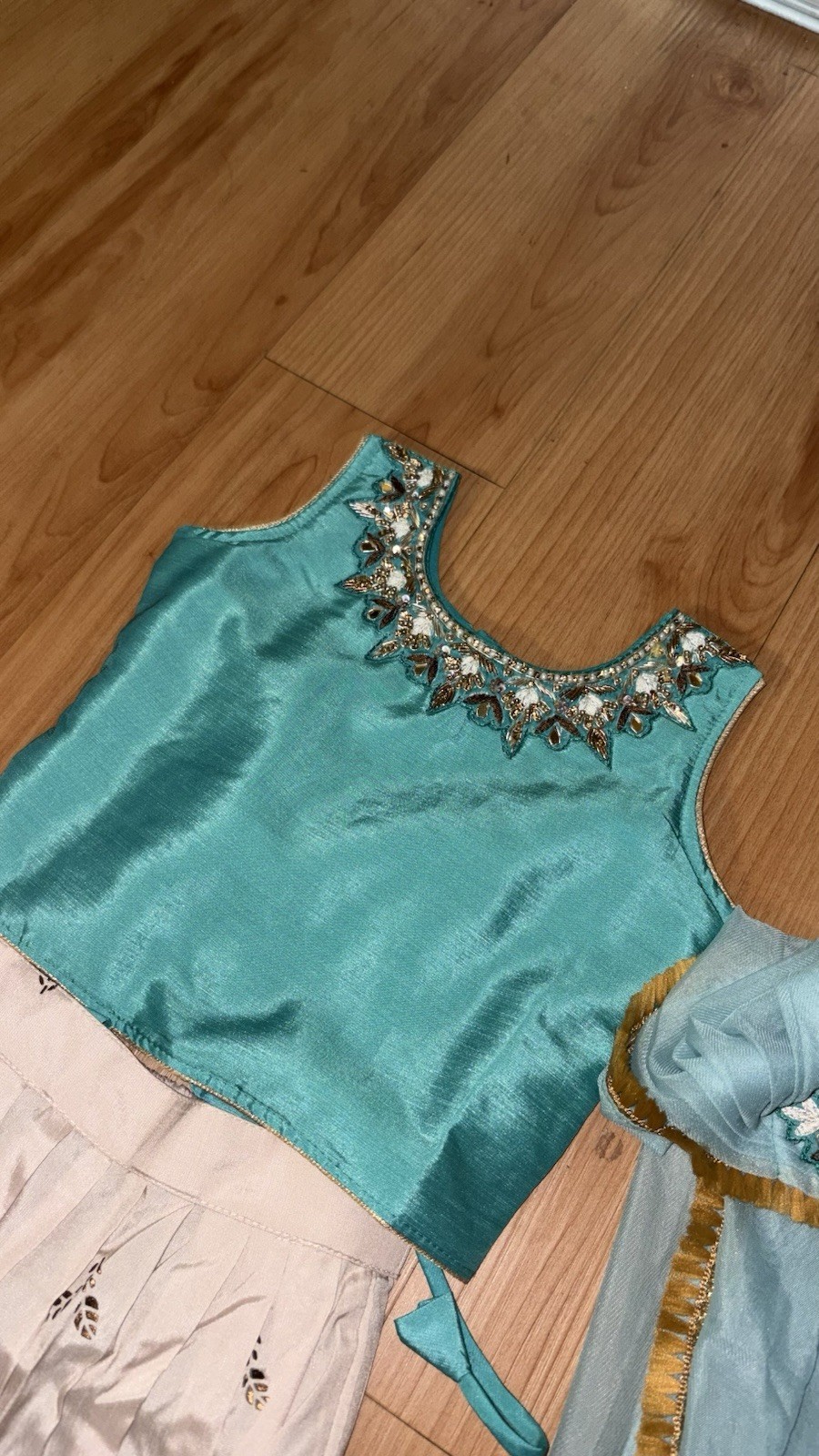 Girls Aqua And Gold Choli 3 Pieces Sz 22 Made In India Heiress Inc