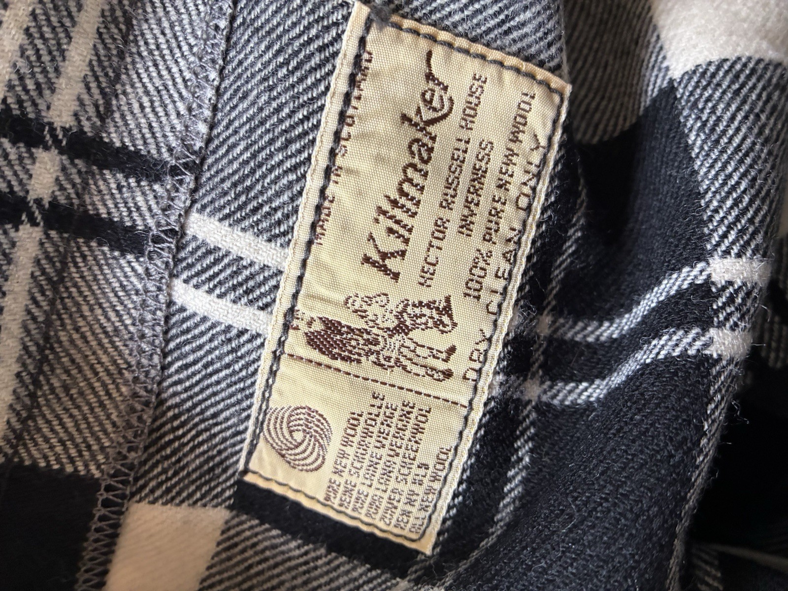Vntg Hector Russell Tartan Kilt Skirt Made in Scotland Pure New Wool 27-29 Waist