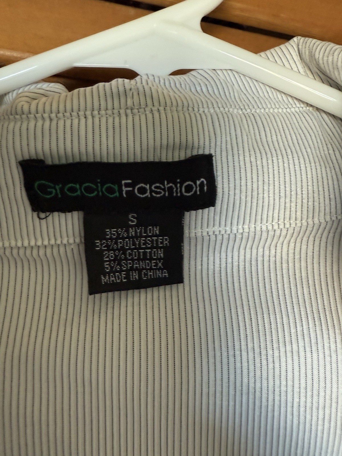 Gracia Fashion/ Elegant Blouse V-Neck, Regular Fit