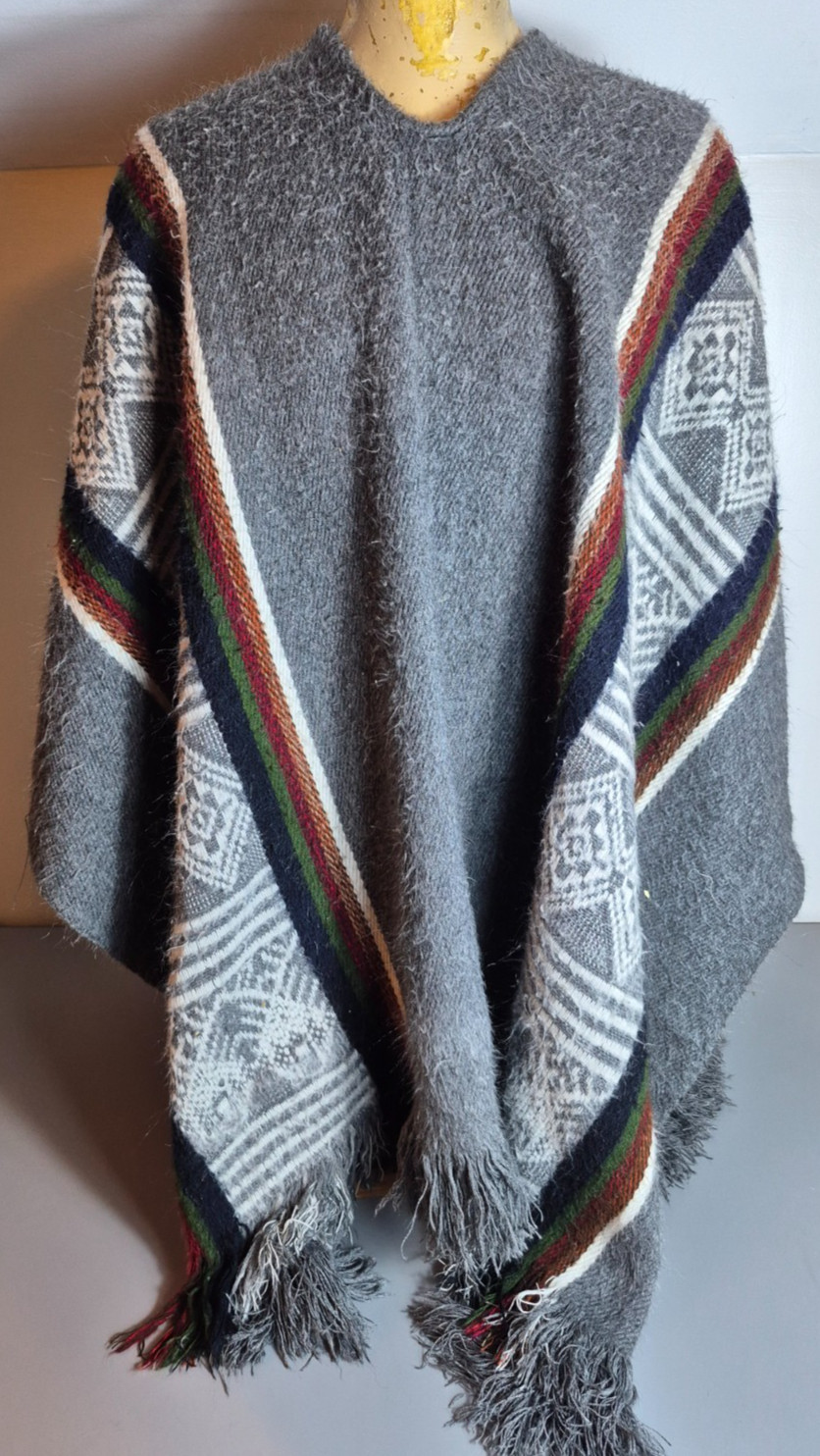 Southwestern Gaucho Poncho Wool Blend Gray Multicolored 64″ x 66″