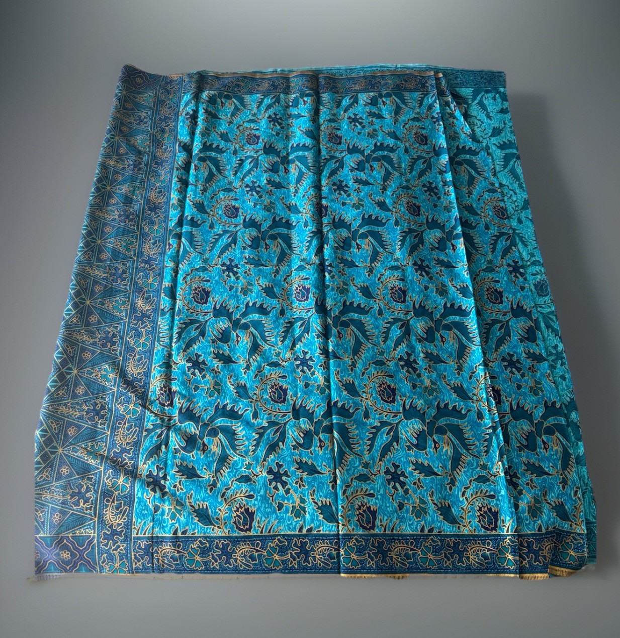 NEW Vintage Batik Halus Bron Mas Indonesian Sari – Green, Blue & Gold 46”x 72”