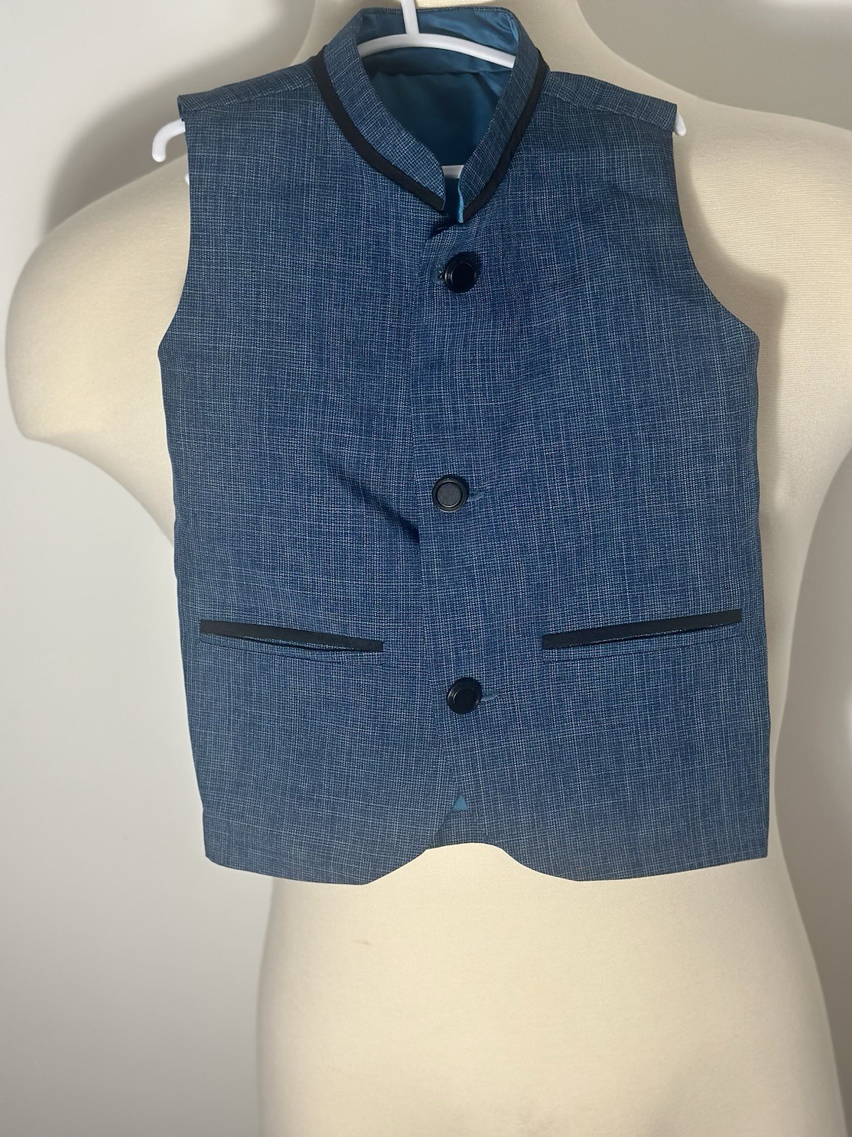 Boy’s Waist Coat Pakistani Indian Traditional Apparel Size 4 – 5 Yrs old