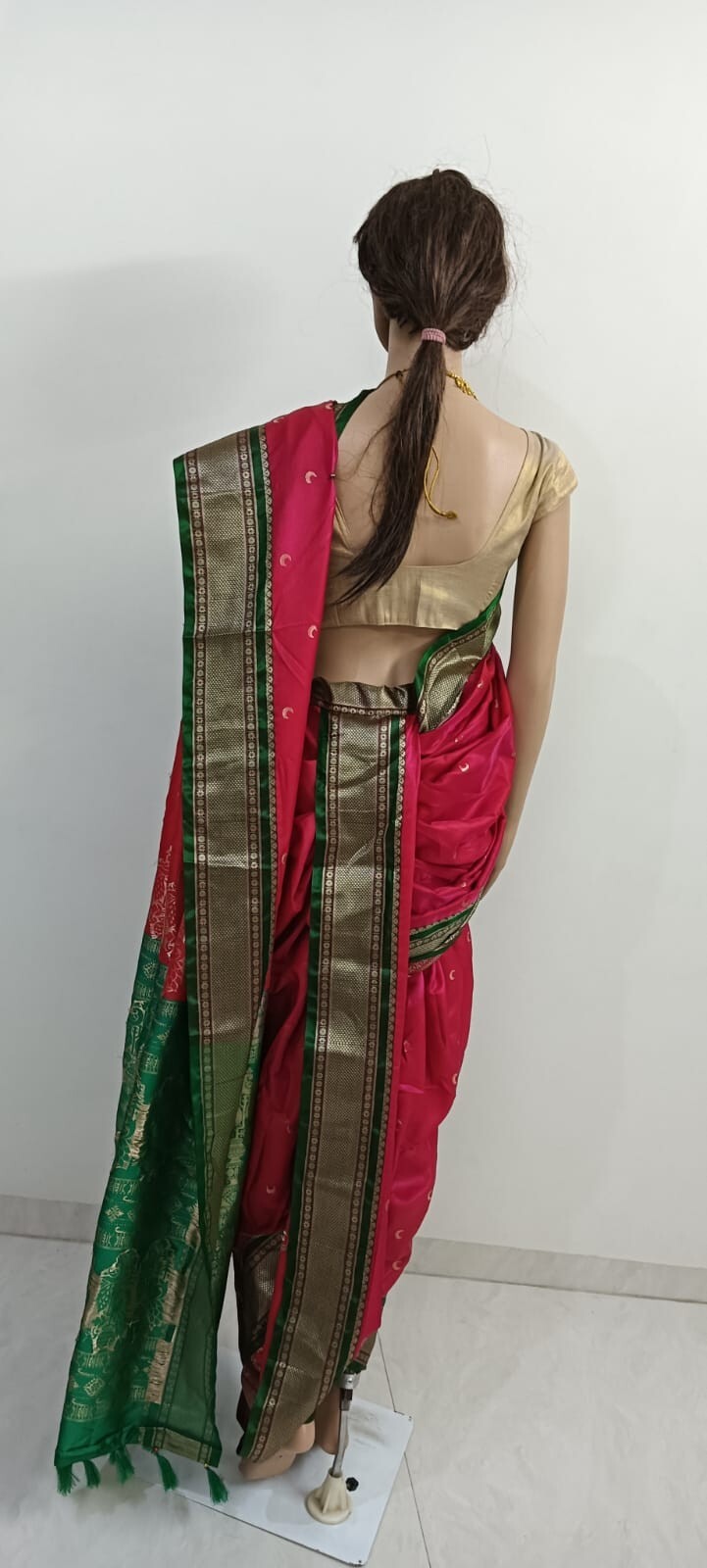 Nauvari saree for Women Ganpati special, Silk wedding collection Pomegranate Red