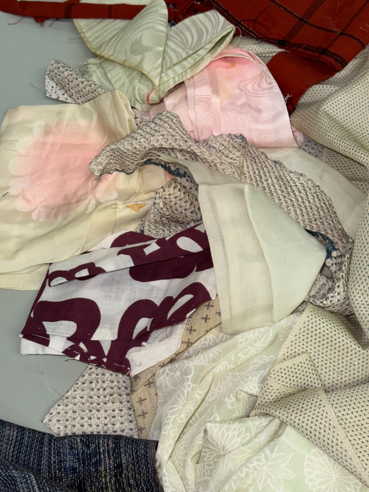 Japanese Vintage Kimono Fabric cloth Boro various Dirt Total of over 800g no3