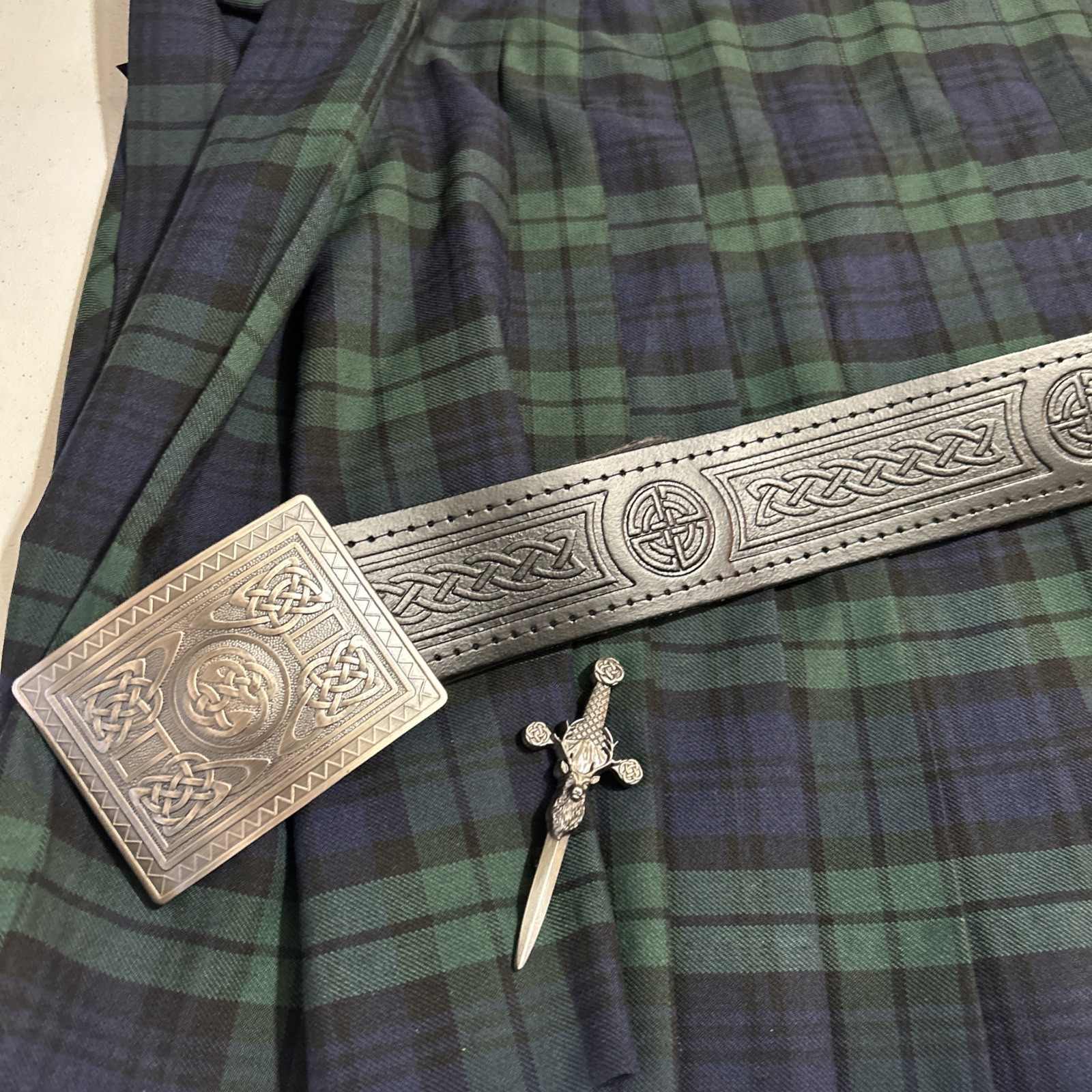 USA Kilts Tartan Kilt Black Leather Celtic Embossed Belt Pewter Stag Pin