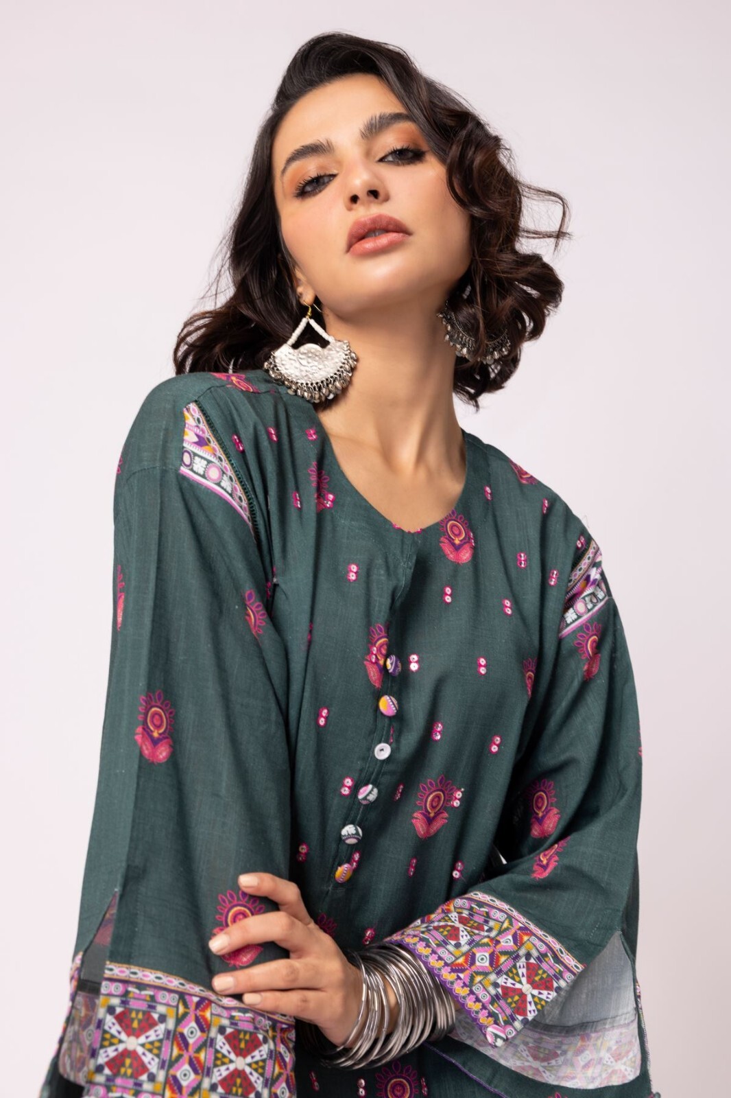NWT KHAADI Sizes 8, 6 Drop Shoulder Embroidered Kurti Fall/Winter Pakistani