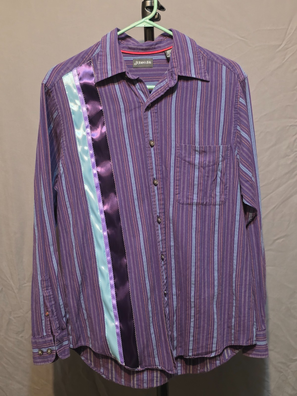 Long Sleeved Ribbon Shirt – Purple and Blue – Sz Medium