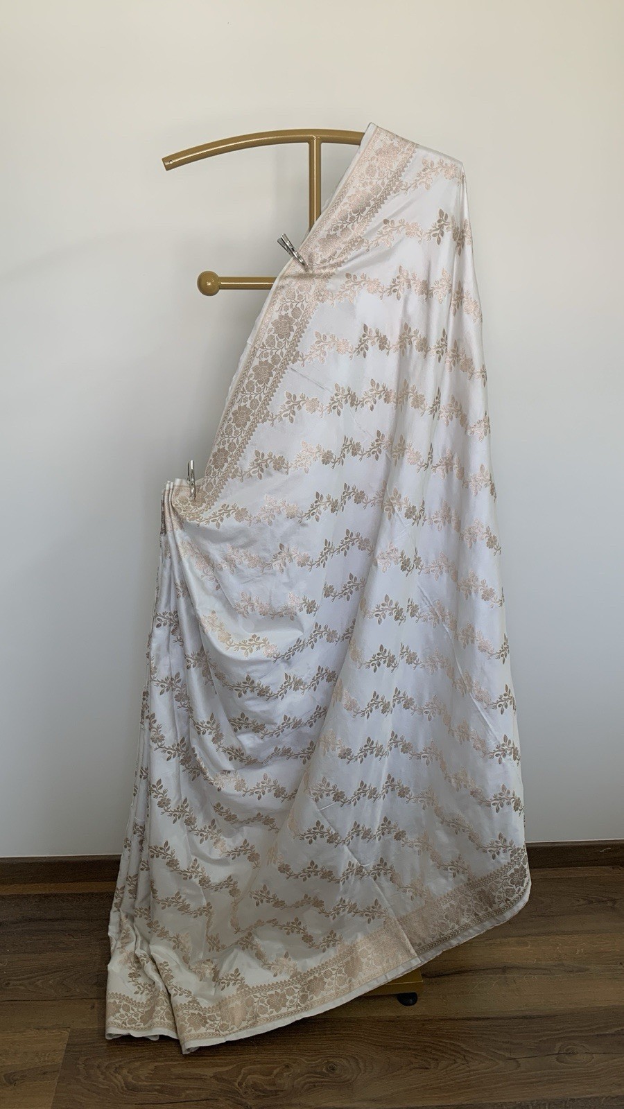 Ivory Off White Banarasi Katan Semi Silk Saree Partywear Wedding Sari Women