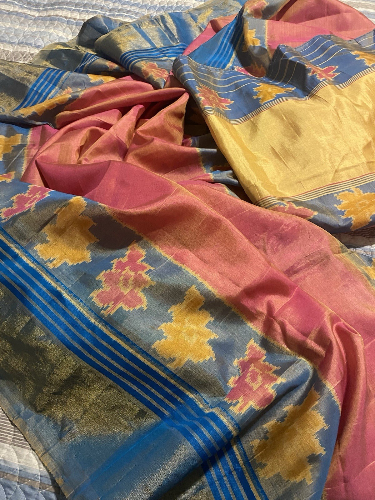 Kavanji Silk Saree Pink Yellow Blue Gold Geometric Pattern Indian Sari w/blouse