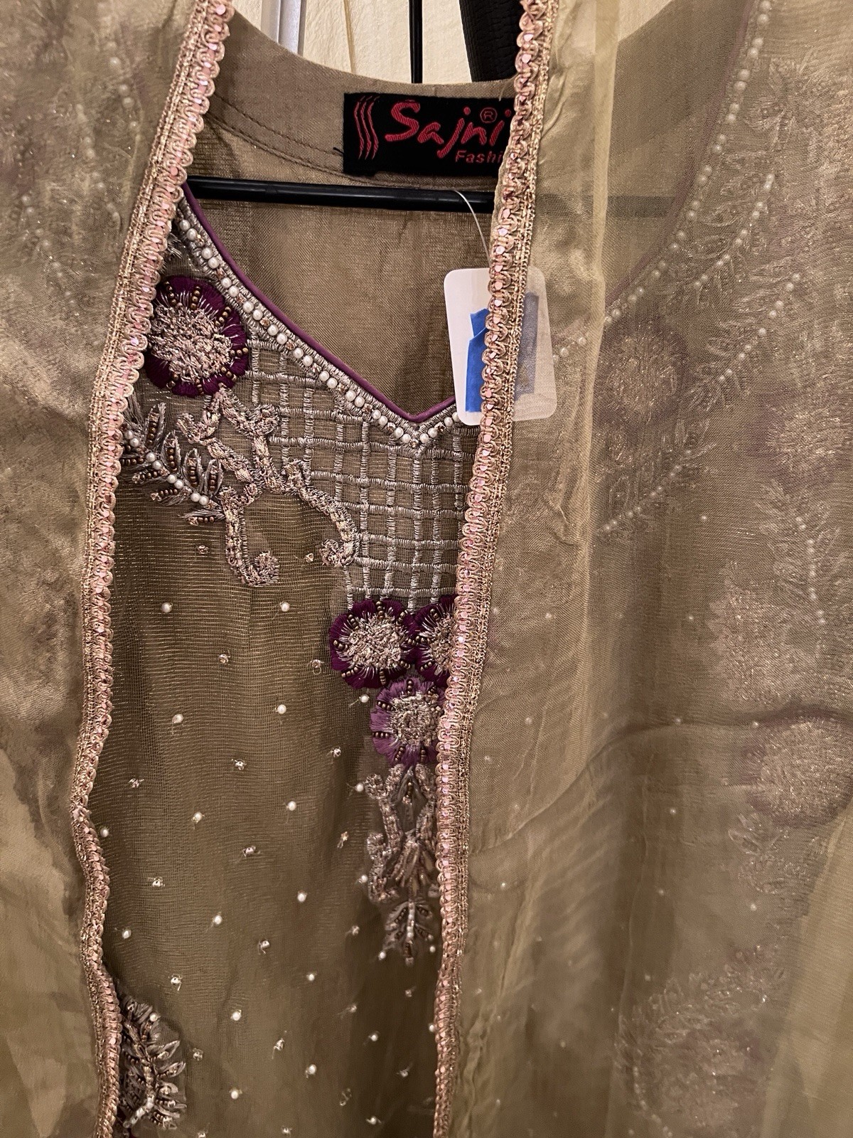Sajni’s Fashion Women’s XS Green Embroidered Net Salwar Kameez Set