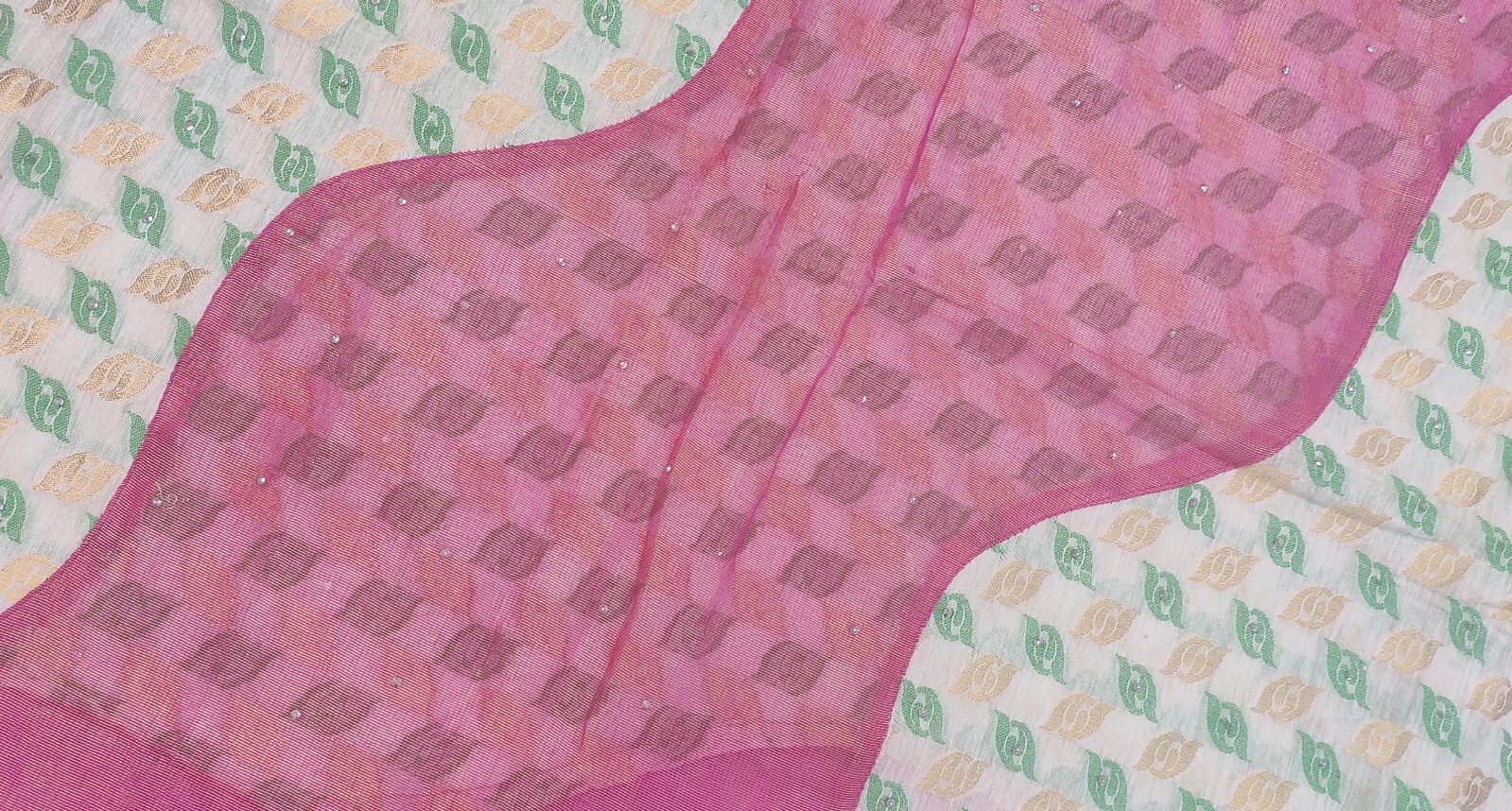 Vintage Indian Saree Cotton & Gauge Craft Woven 5 Yard Fabric Used Sari 1301
