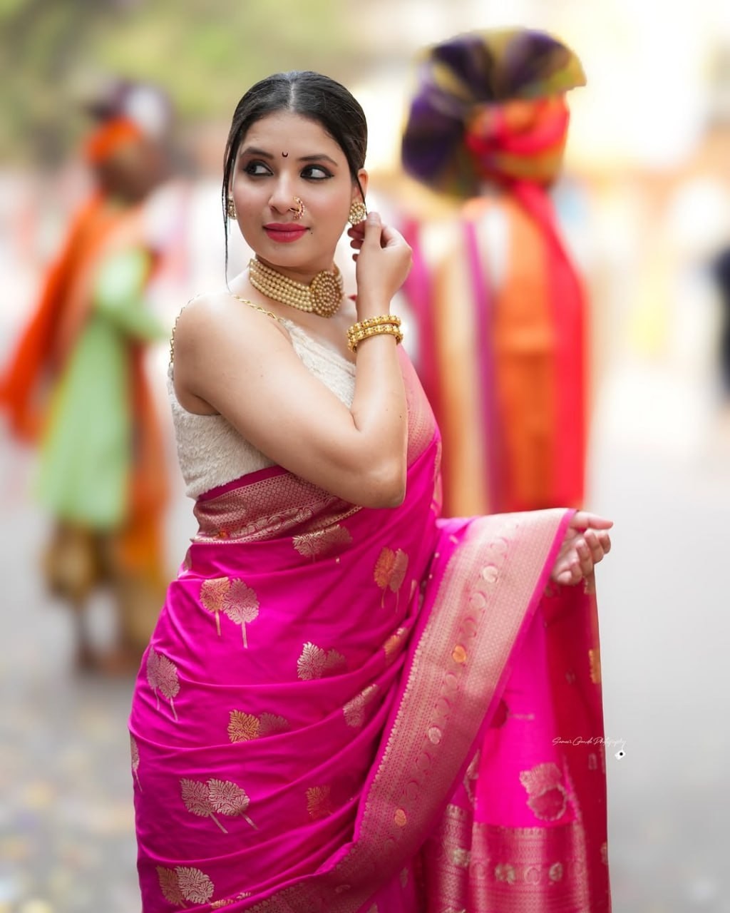 Beautiful Pink Sari Indian Traditional Wear – Festive Designer Saree