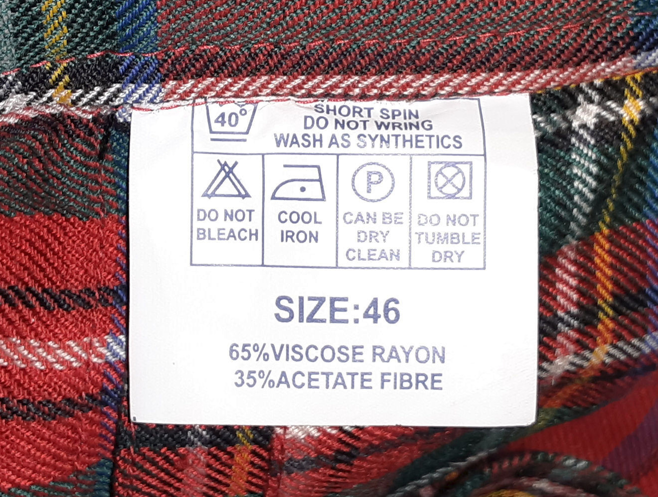 Kilt Unlabeled Red Green Blue Black Yellow White Mens 46″ Waist NWOT