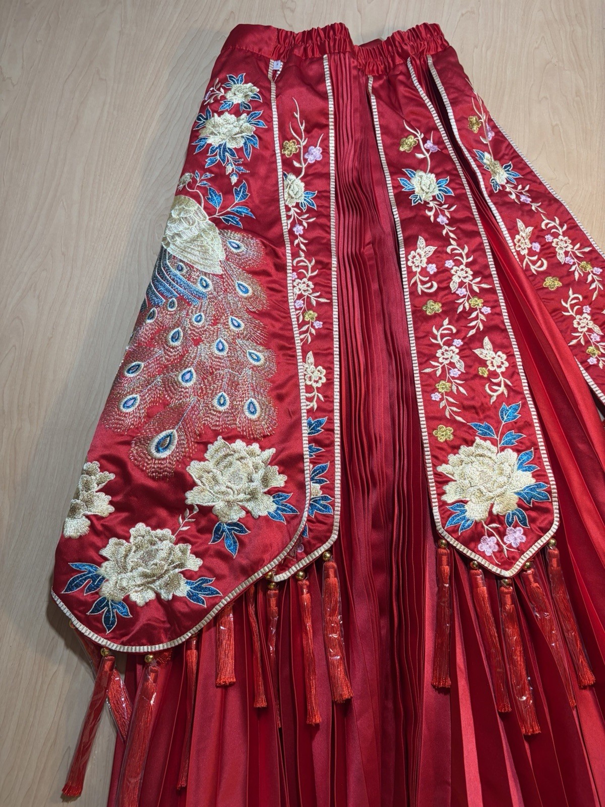 Chinese Wedding Dress Skirt NEW Peacock Traditional Medium Tea Ceremony