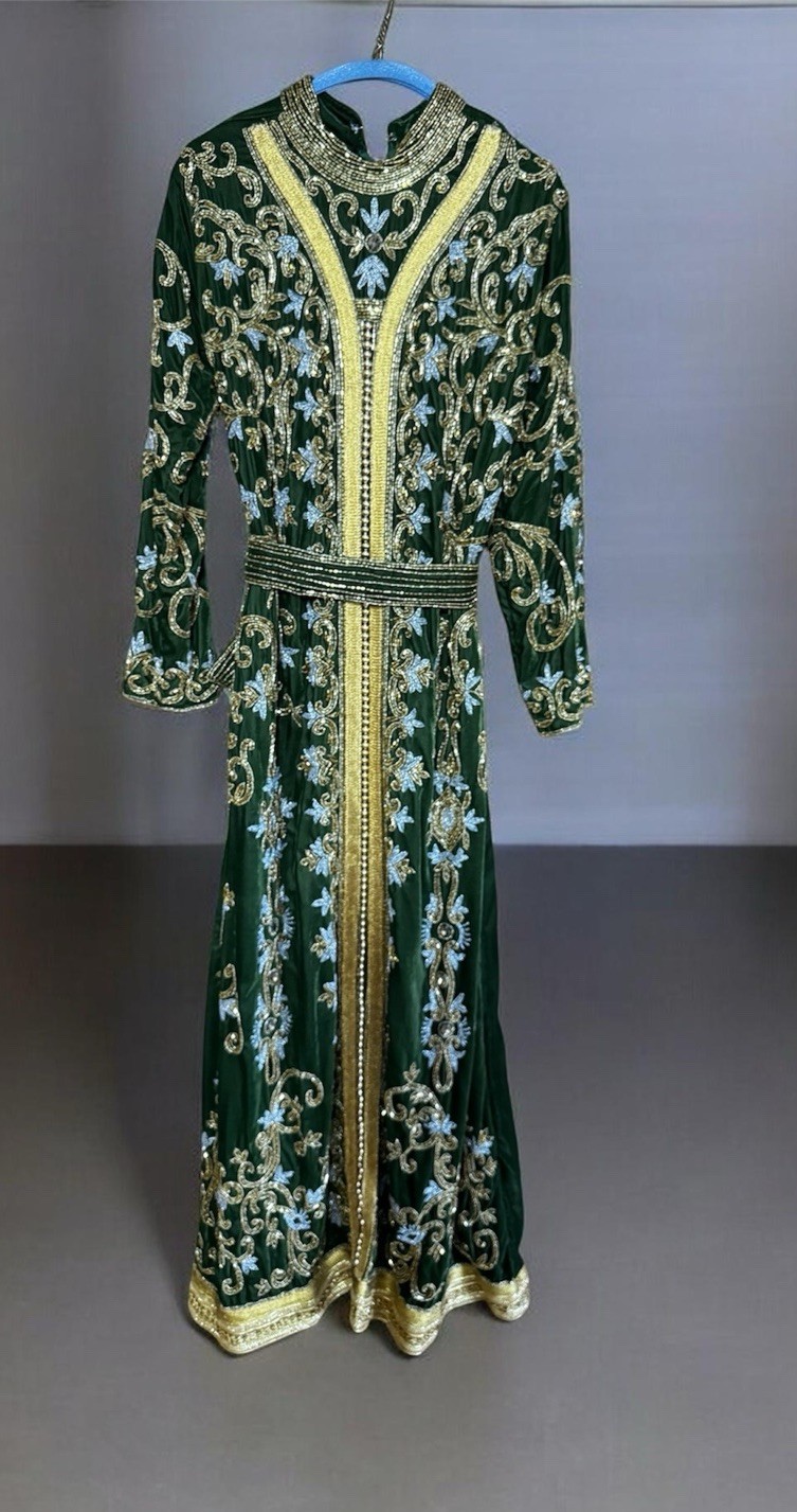 Luxury Green velvet moroccan takchita kaftan heavily beaded Gold/silver