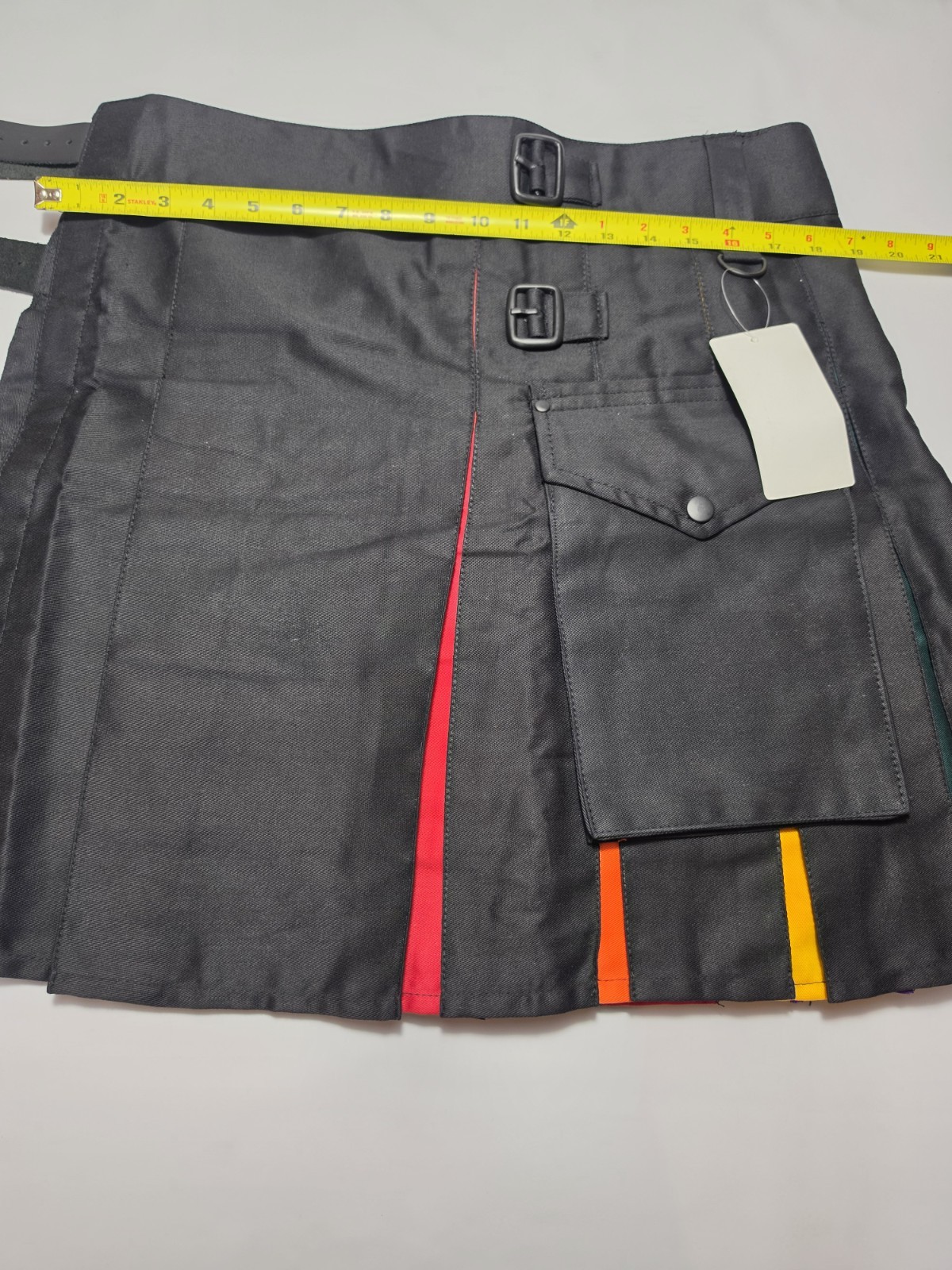 Highland Redstone Women’s Hybrid Utility Kilt Size 6 Black Rainbow Pride Pleats