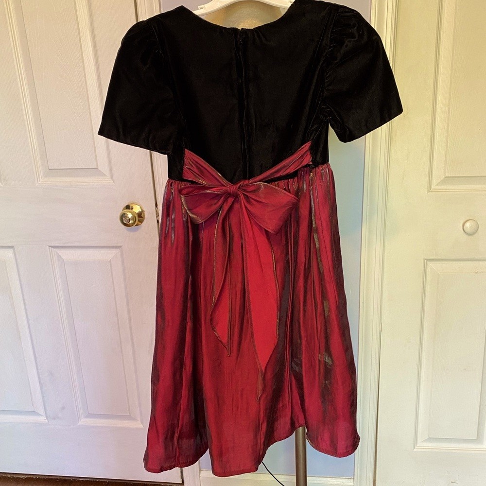 Girls Special Occasion Dress, size 6X Black Velvet & Burgundy
