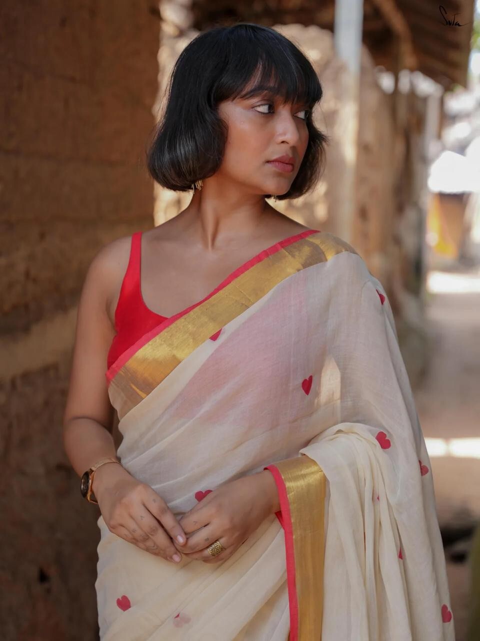 Pure Mol Cotton Super Soft Quality Hand Made Embroidary Work Exclusive Saree