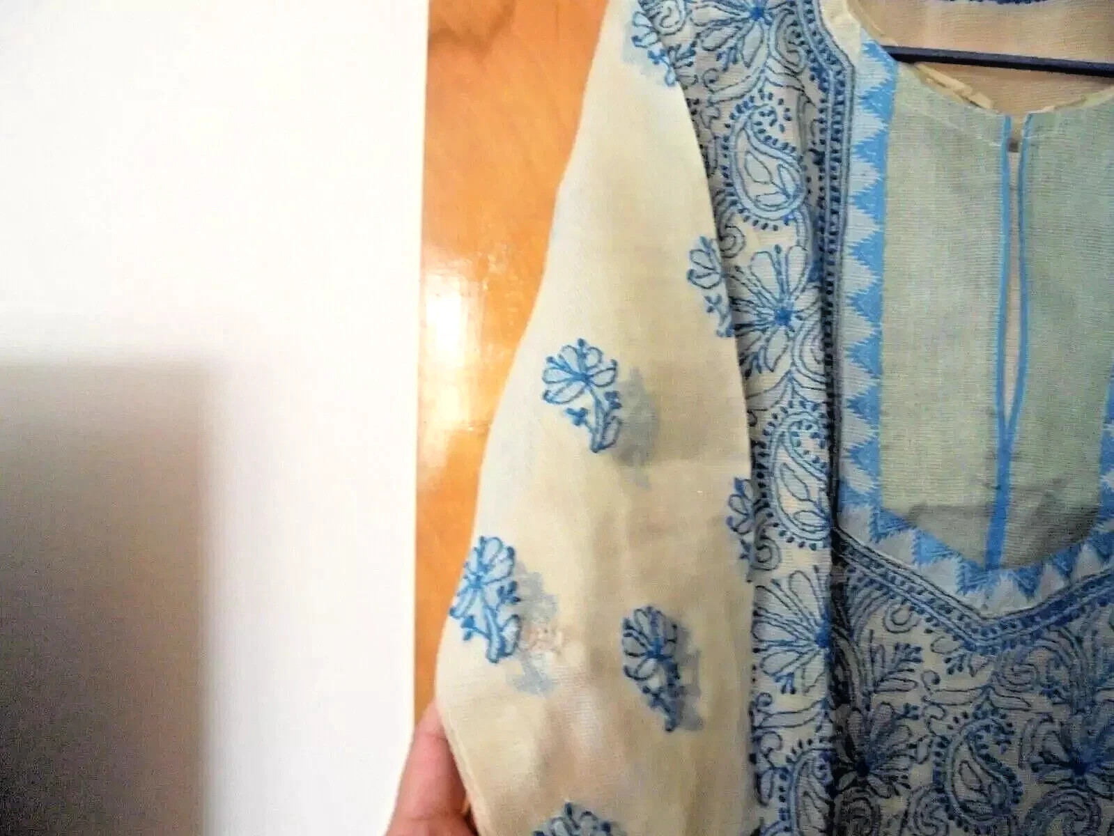 Indian Pakistani chikankari Kutra Organza size L not Khaadi free shipping code