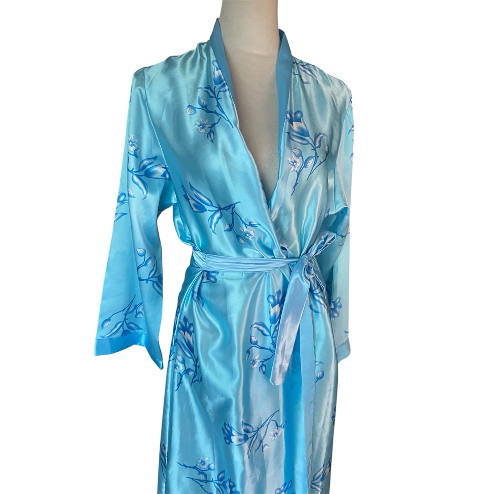 Vintage Y2K Blue Satin Floral Cottagecore Kimono Robe