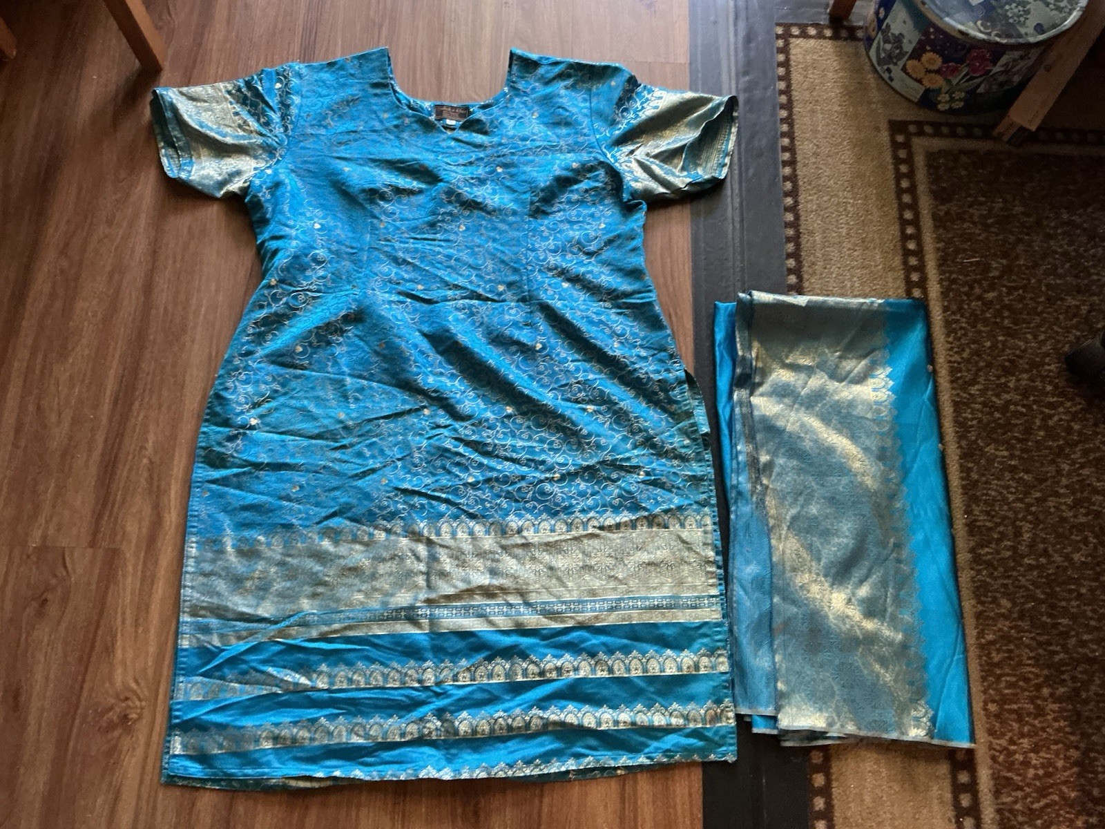 Brocade Jacquard Blue Kameez Kurta Kurti Tunic 46” Bust, 40” Long, New Dupatta