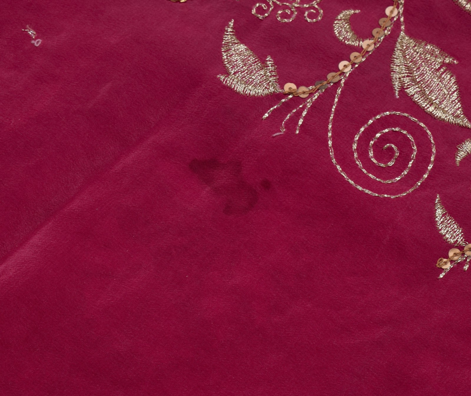 Sushila Vintage Dark Pink Saree Pure Crepe Silk Embroidered Floral Sari Fabric