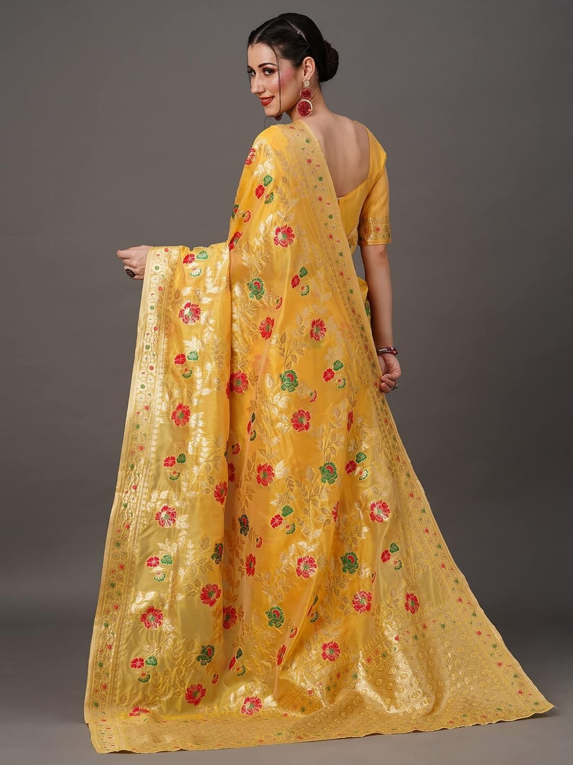 Women’s Woven Design Zari Work Banarasi Silk Saree With Unstitched Blouse Piece