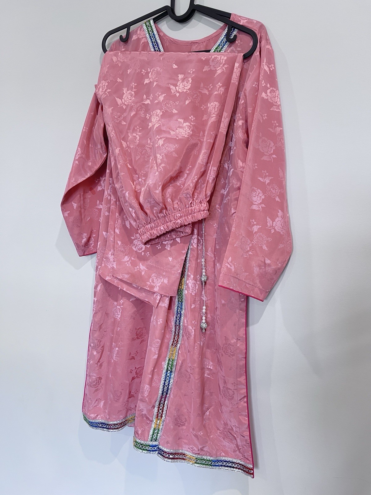 2 Piece Women Silk Pakistani Style Suit Handmade Medium Size Pink Color