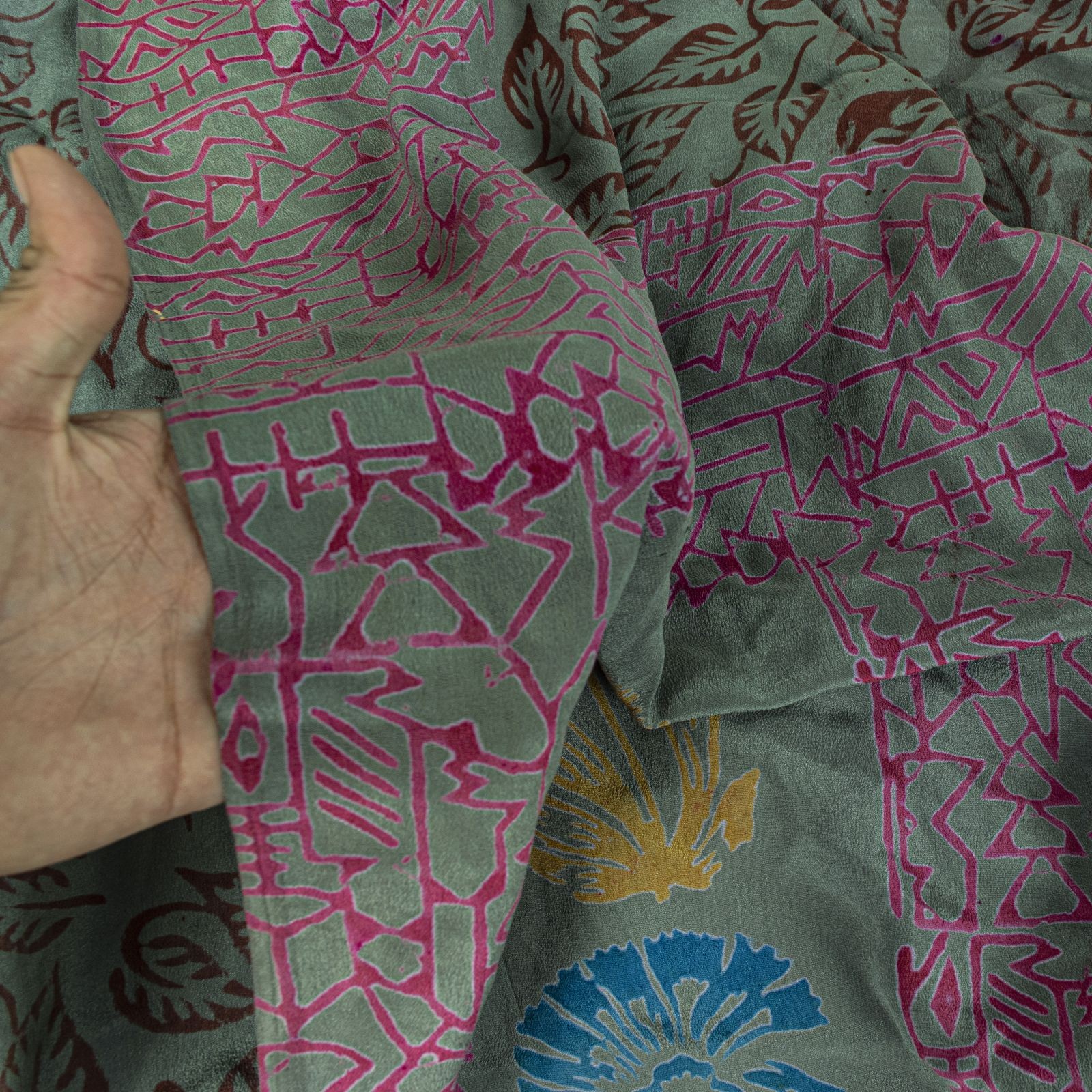 Sanskriti Vintage Green Pure Crepe Silk Saree Handblock Printed Sari 5+YardScrap