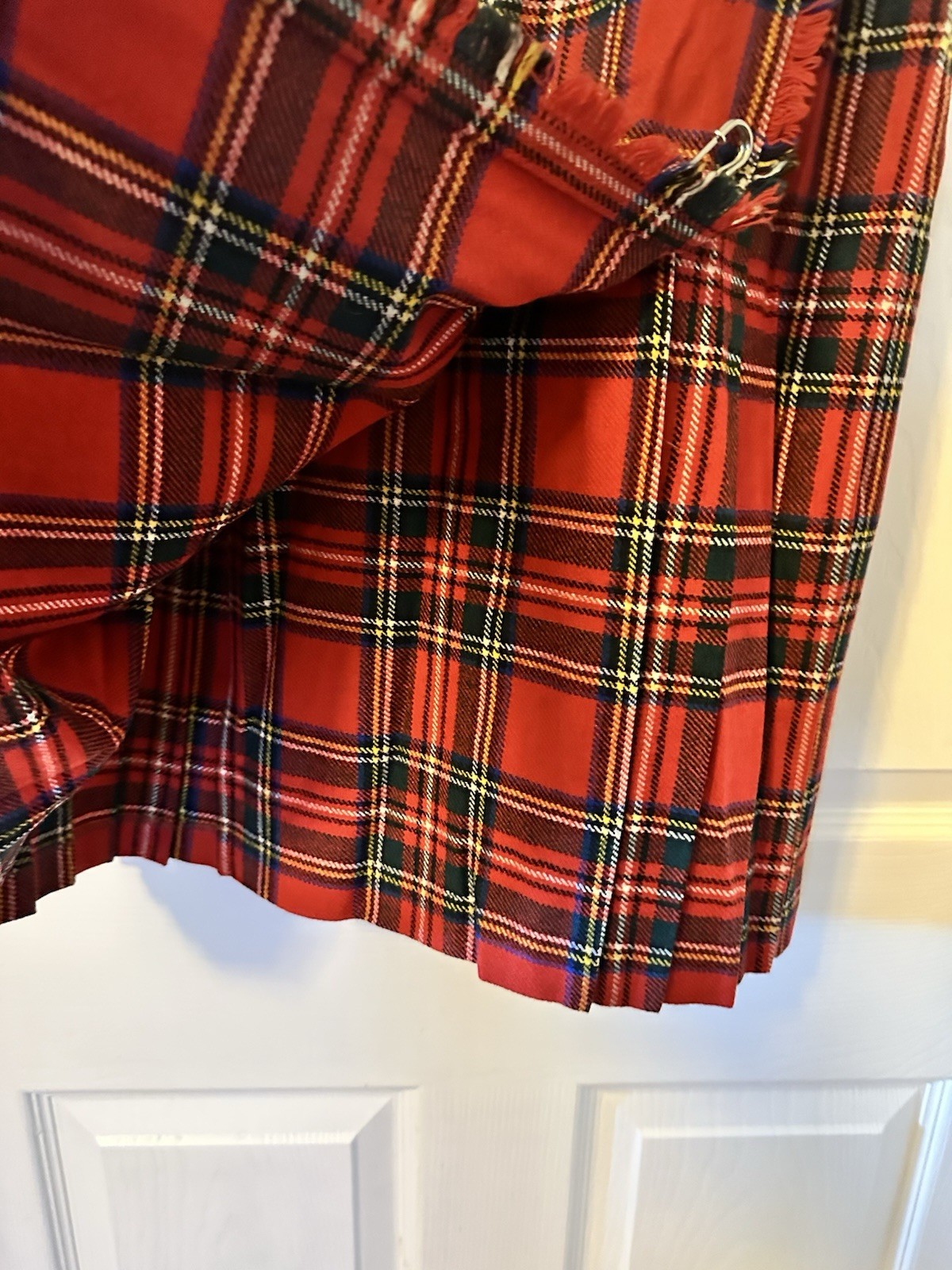 Pitlochry Plaid Pure New Wool Kilt Pleated Skirt Youth Medium 10 Made Scotland 