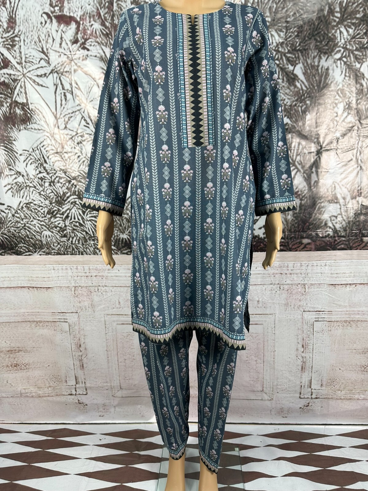 MTF THE WINTRY CITY DIGITAL IDENTIC PRINTED KHADDAR 3 PIECE READY TO WEAR