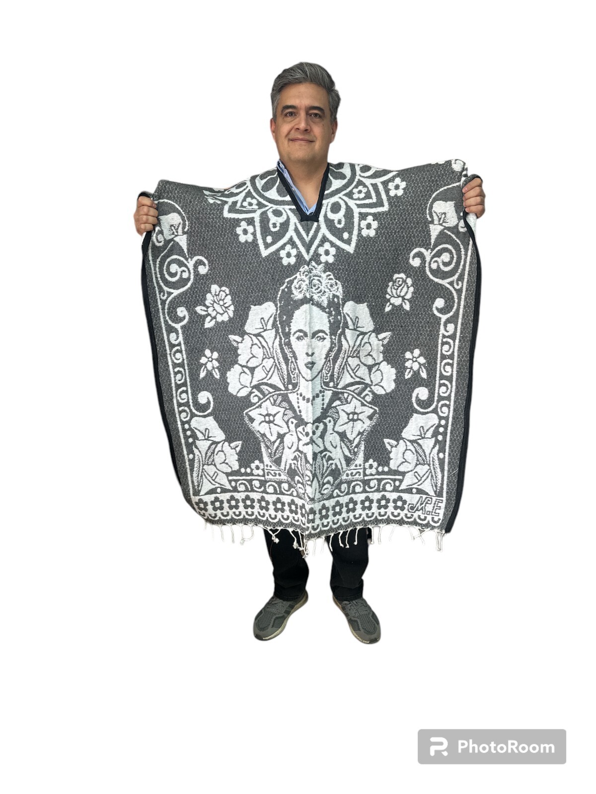 XXL MEXICAN PONCHO FRIDA KAHLO , MADE IN MEXICO , UNISEX , OVERSIZED FIT , GRAY
