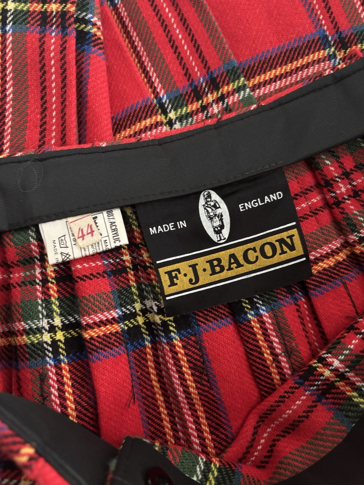 Vintage F.J. Bacon Made In England Red Plaid Scottish Kilt Size 44 Waist 32”