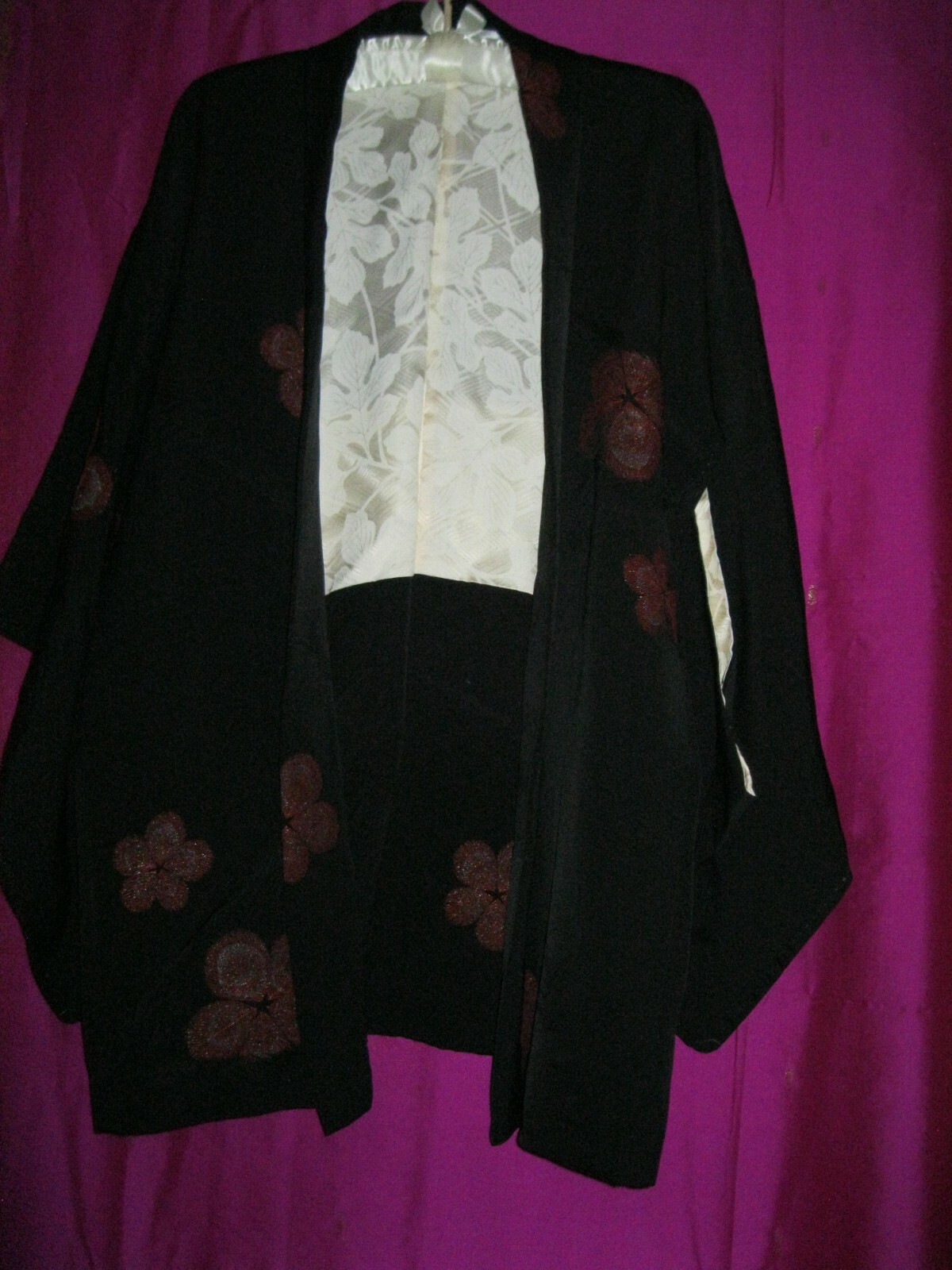 JAPANESE JACKET (HAORI) ,BLACK SILK NEW W/ WHITE SILK LINING, SZ S.