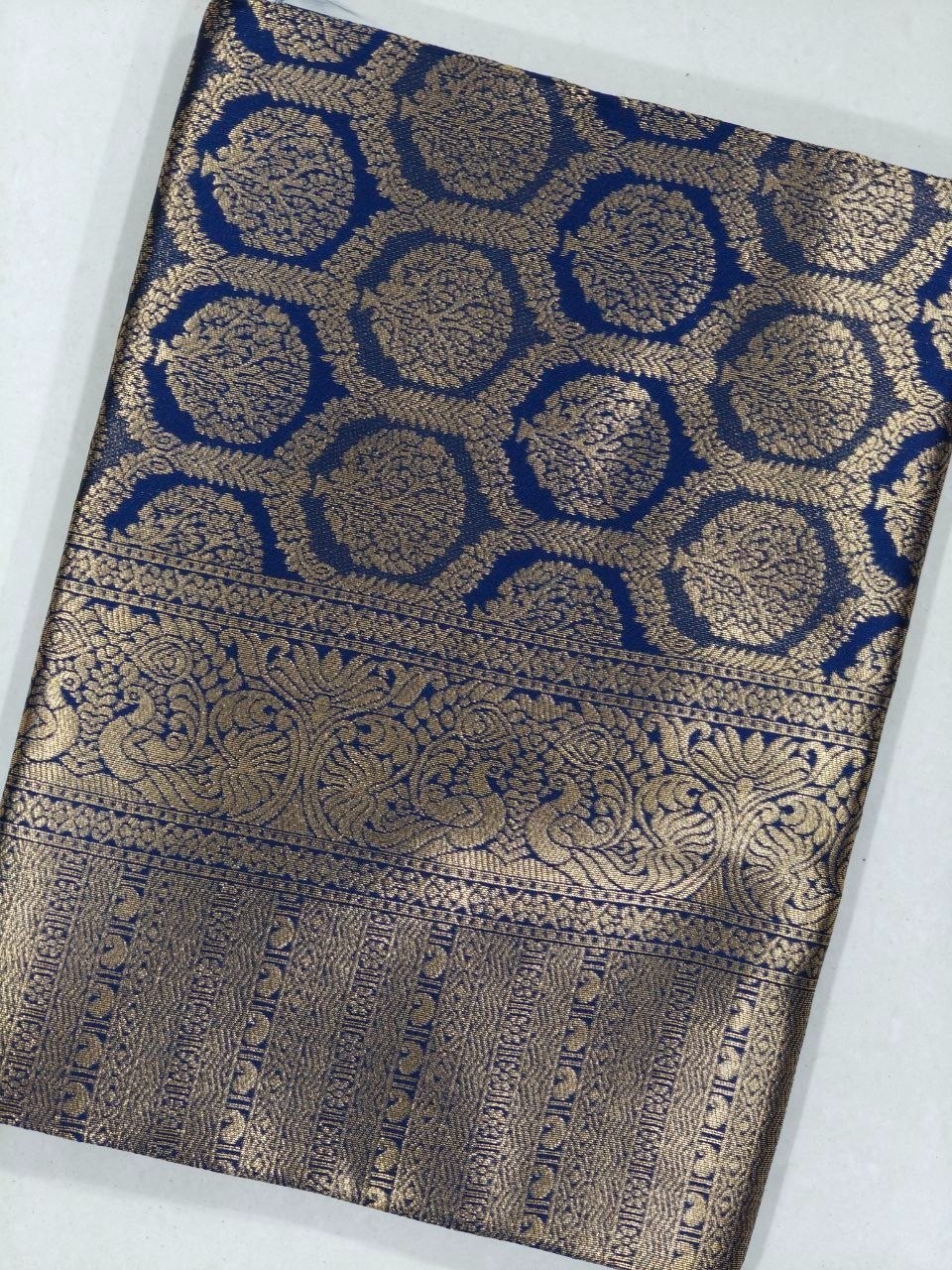 Women’s Woven Design Zari Work Jacquard Silk Saree With Unstitched Blouse Piece