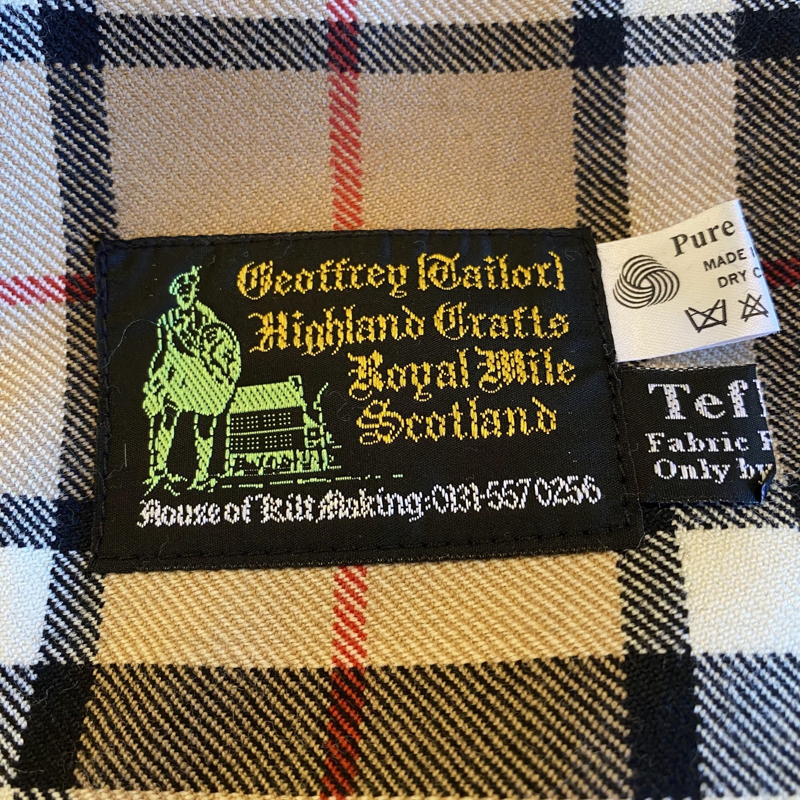Geoffrey Tailor Highland Crafts Royal Mile Scotland Pure Wool Plaid Kilt Tan Blk