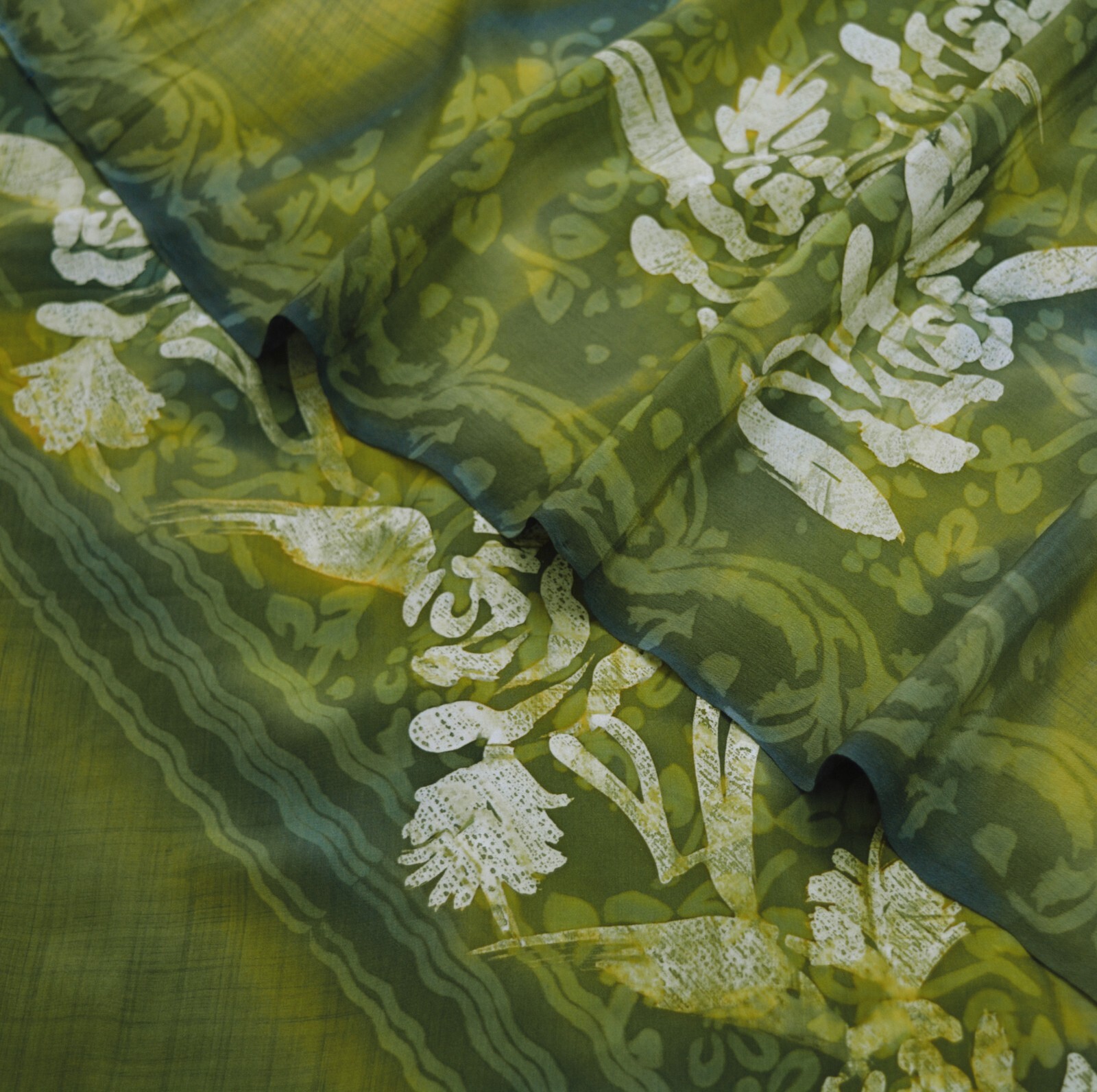 Vintage Green Saree Pure Crepe Silk Printed Indian Sari Fabric 5yd Sewing Floral