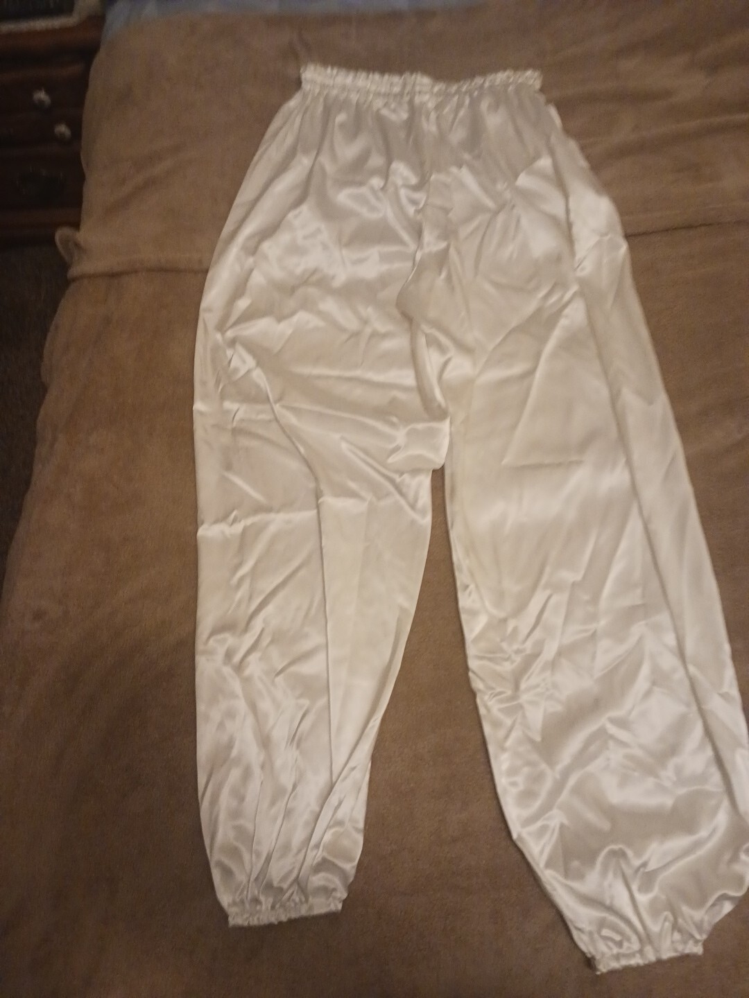 ASIAN WHITE SILK PAJAMA SET-SIZE LARGE