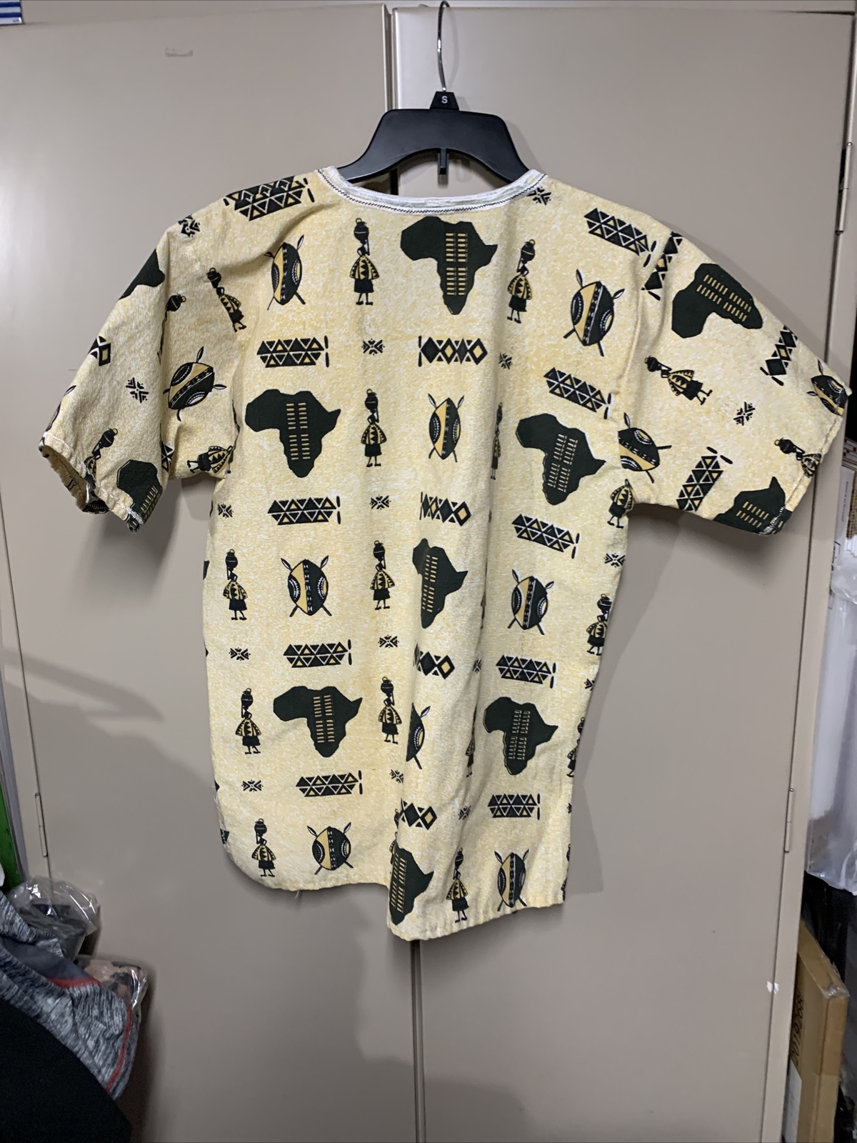 African Traditional Men’s Dashiki Shirt Olive/Gold With Green Patterns Size S