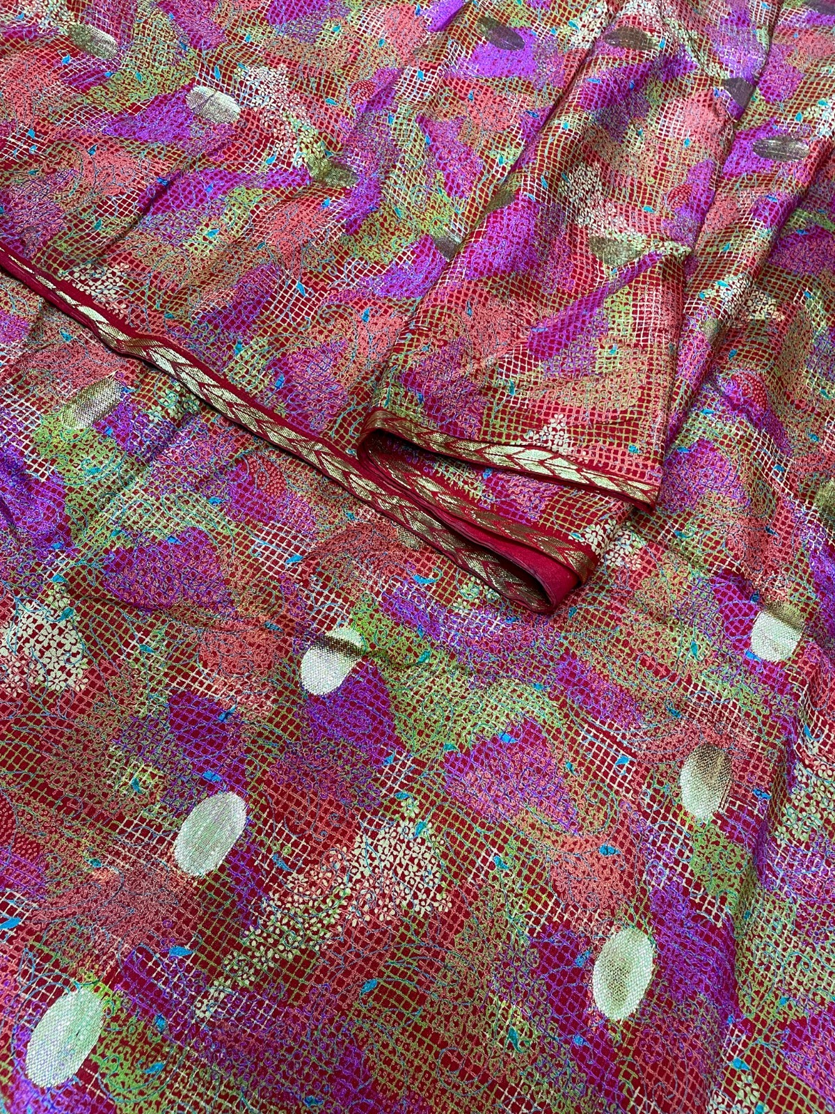 Vintage Chiffon Silk Saree, Lightweight Fabric for DIY & Sewing CS1106