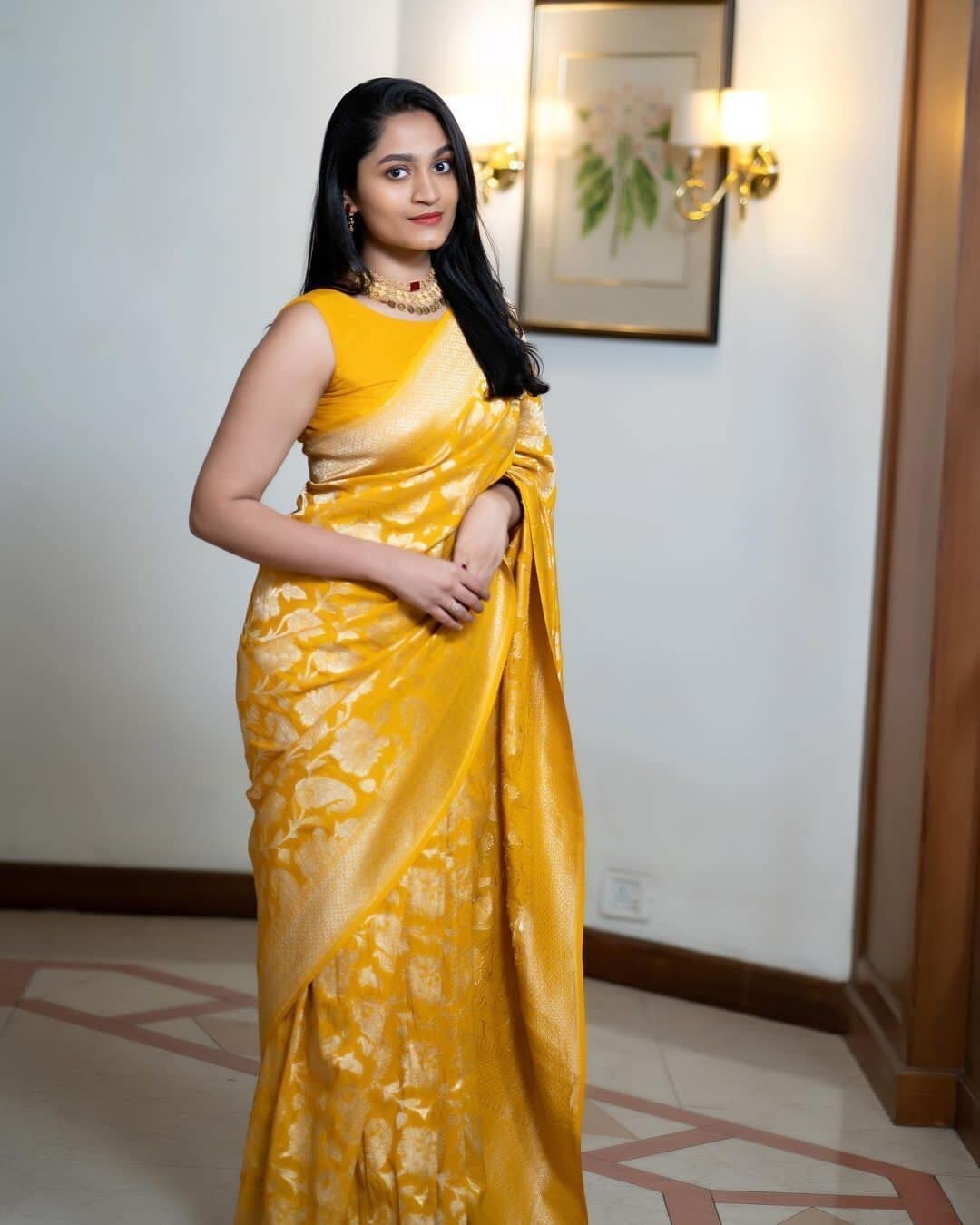 TRADITIONAL PARTY WEAR SOFT SILK INDIAN WEDDING WEAR KANJEEVARAM SAREE SARI