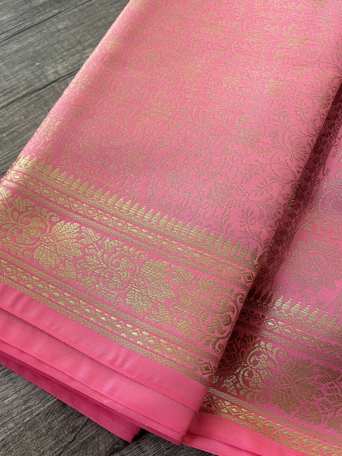 Indian Women’s NWT Brocade Artificial Silk Sari PINK/PEACH Golden Border SAREE
