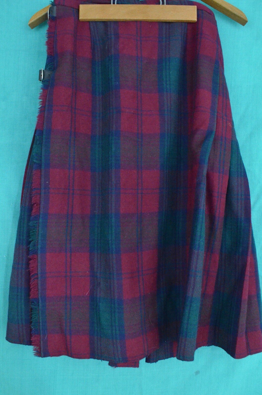 Geoffrey Highland Crafts Scottish Kilt Red Green Tartan Pure New Wool Scotland